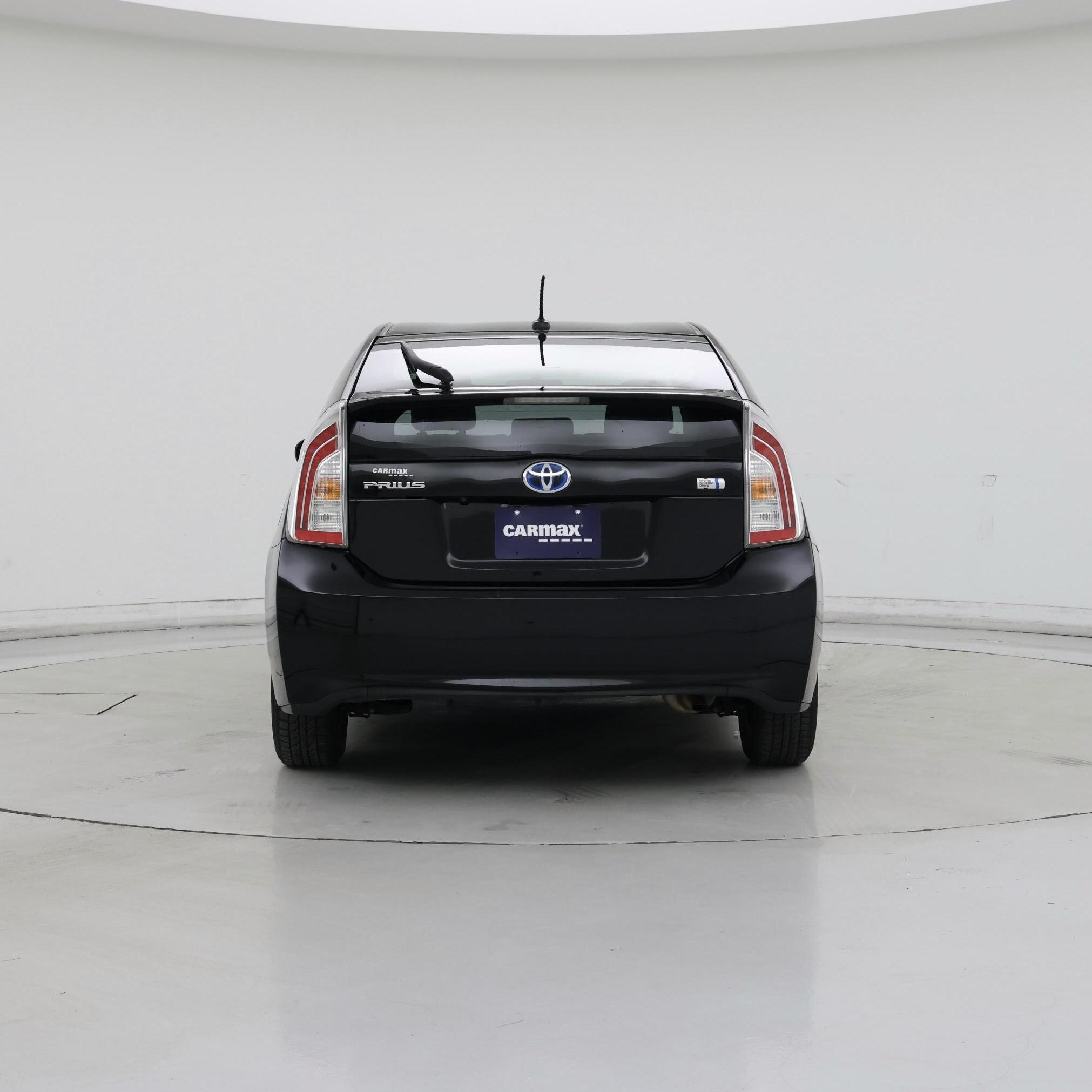 Thumbnail: 2015 Toyota Prius - 6