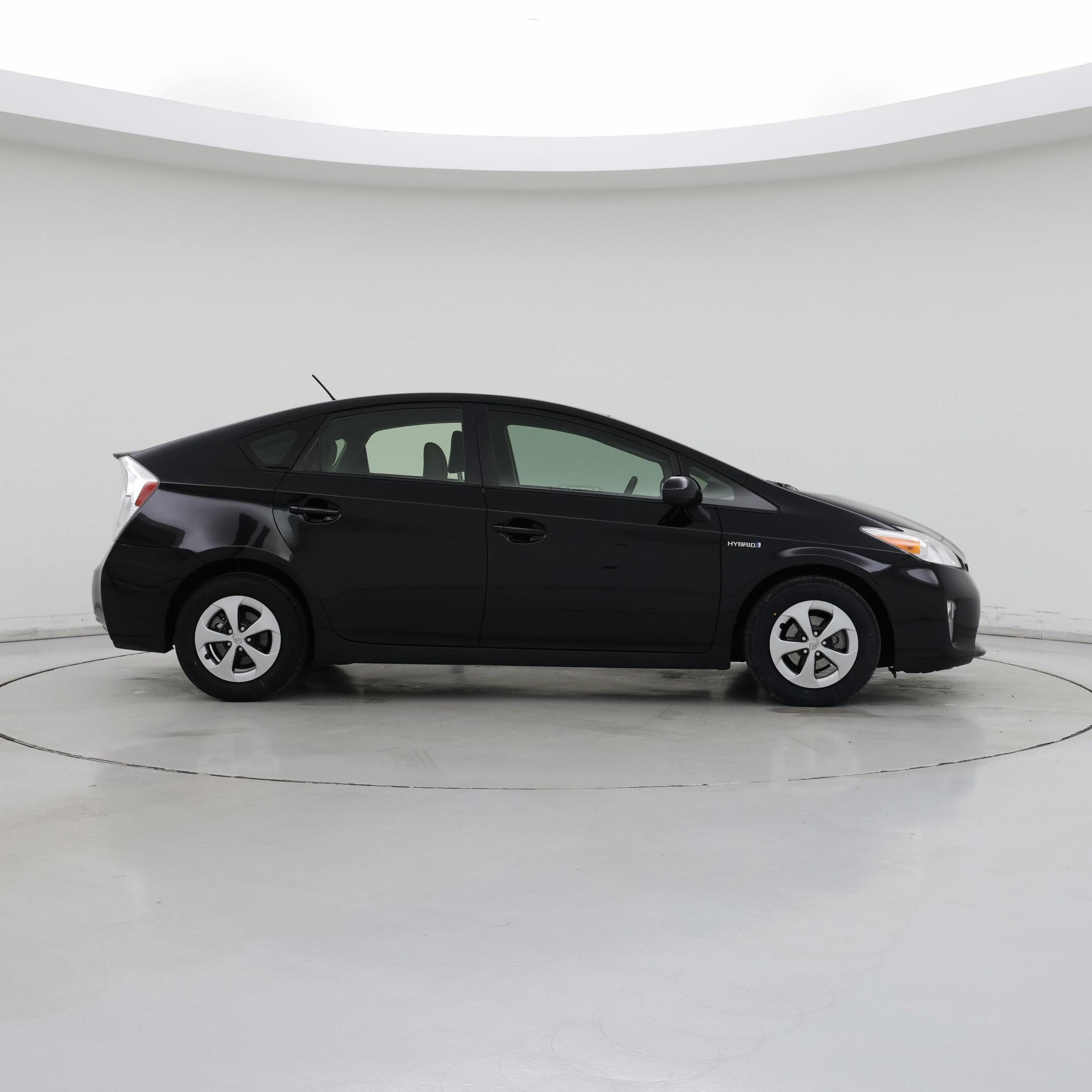Thumbnail: 2015 Toyota Prius - 7