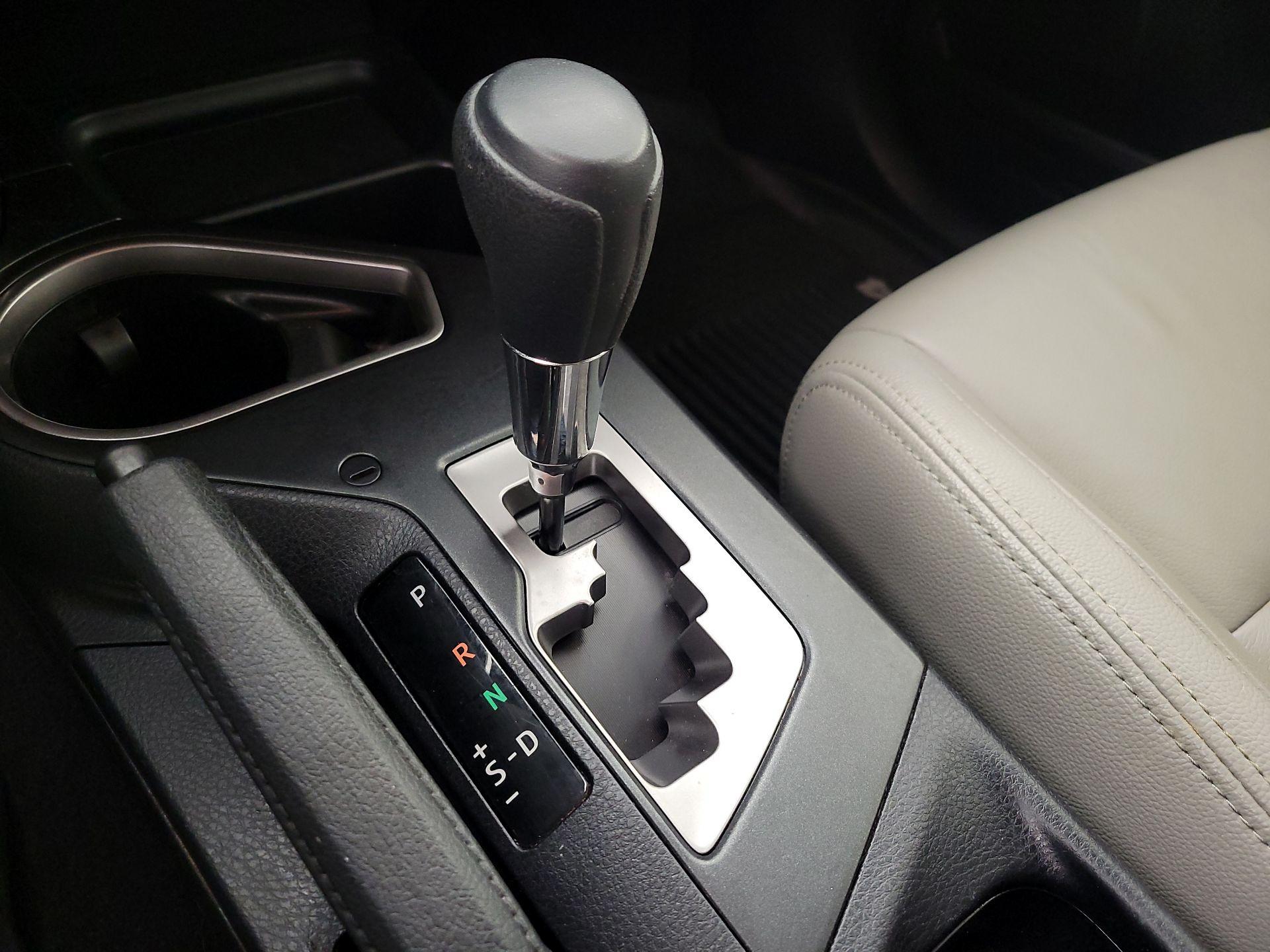 Thumbnail: 2016 Toyota RAV4 - 17