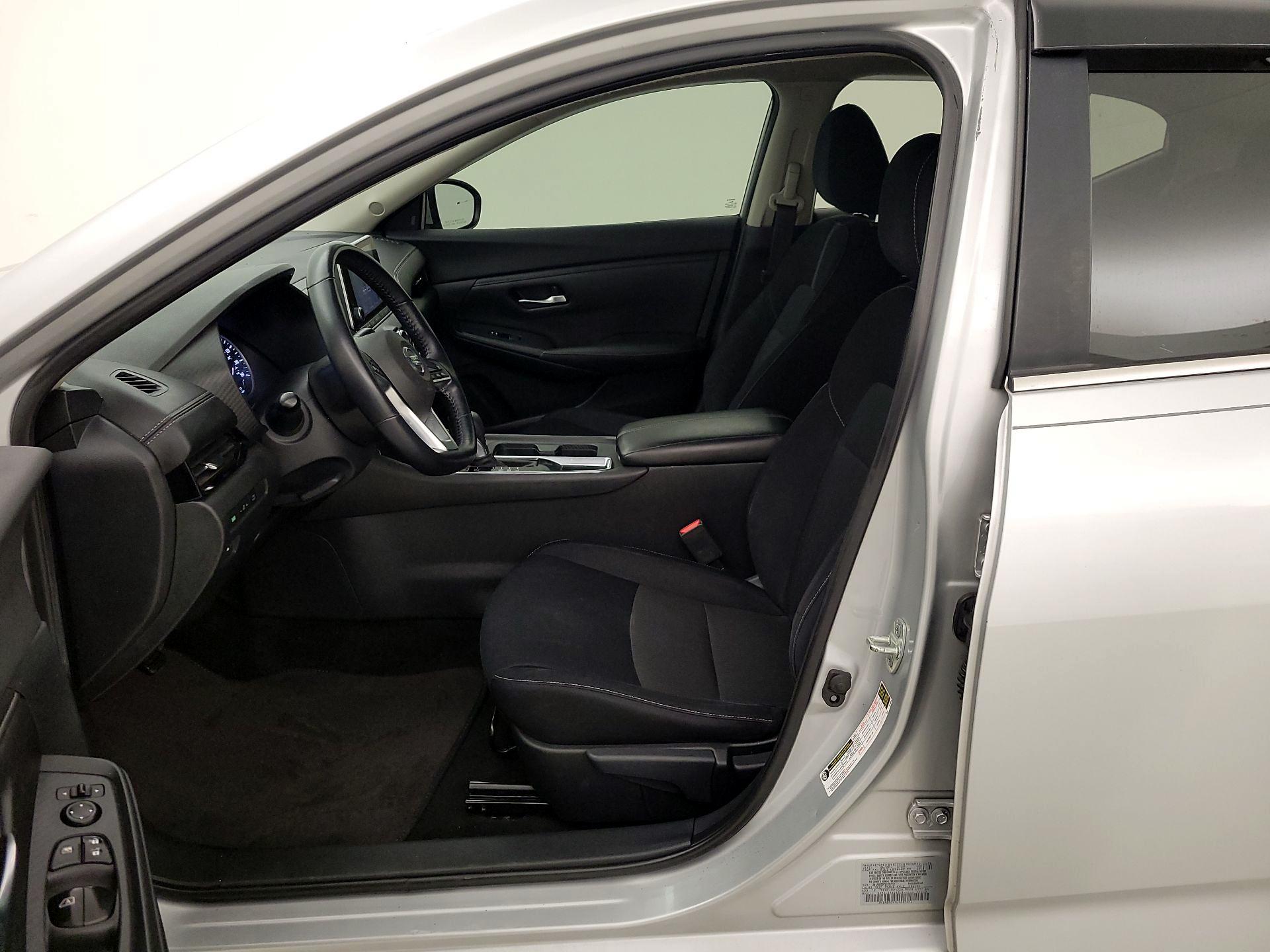 Thumbnail: 2020 Nissan Sentra - 11