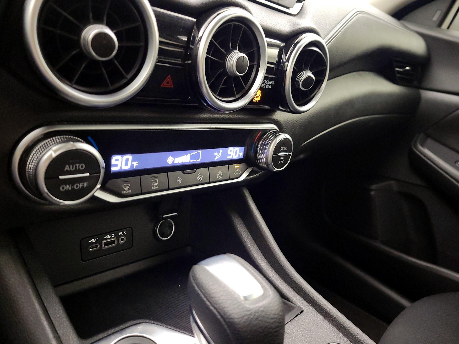 Thumbnail: 2020 Nissan Sentra - 15