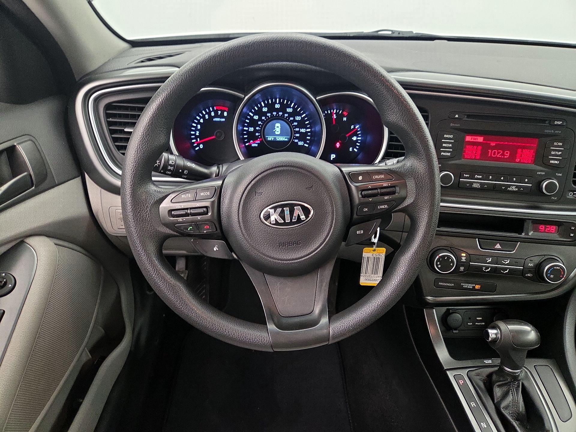 Thumbnail: 2015 Kia Optima - 10