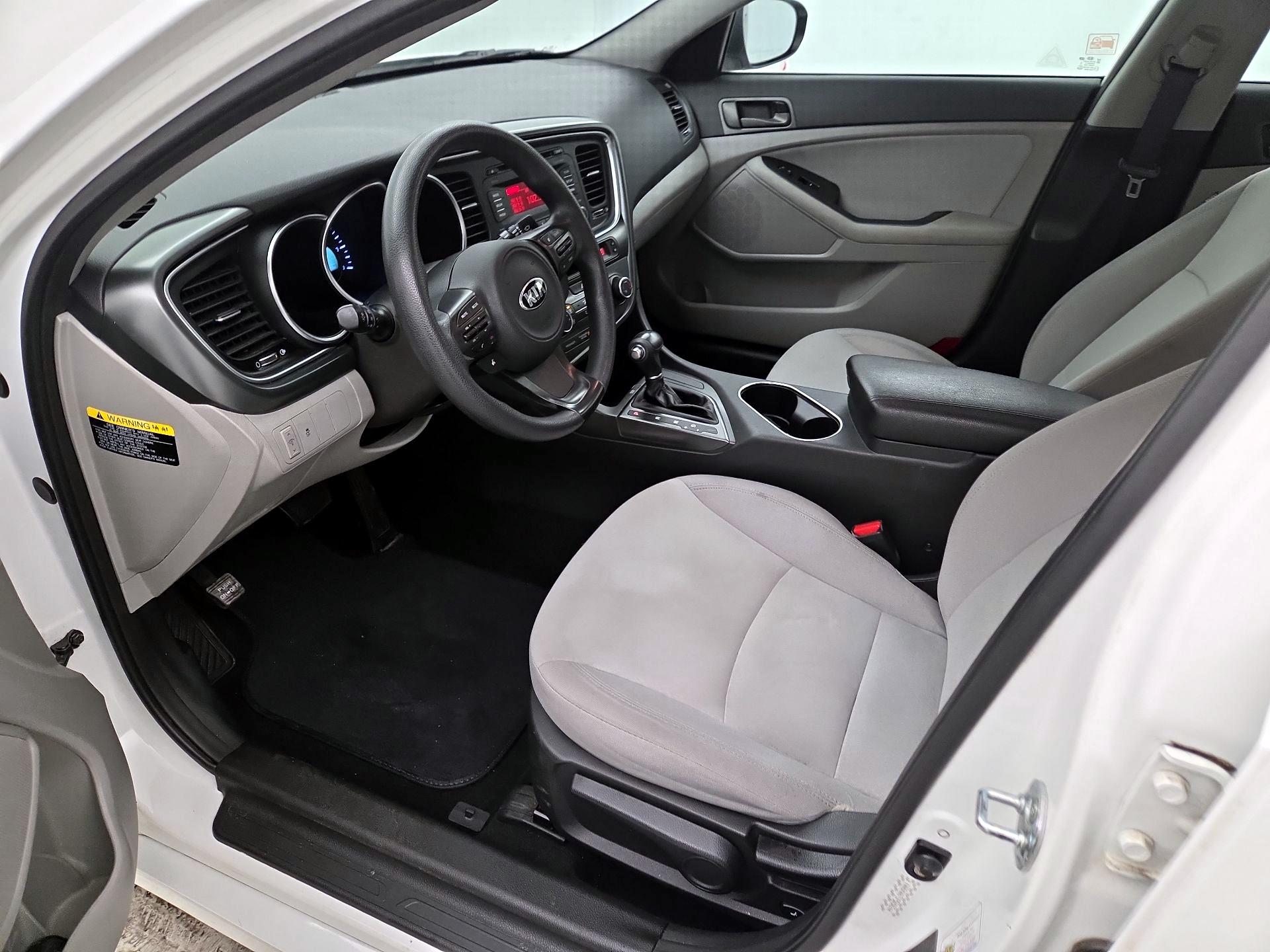 Thumbnail: 2015 Kia Optima - 11