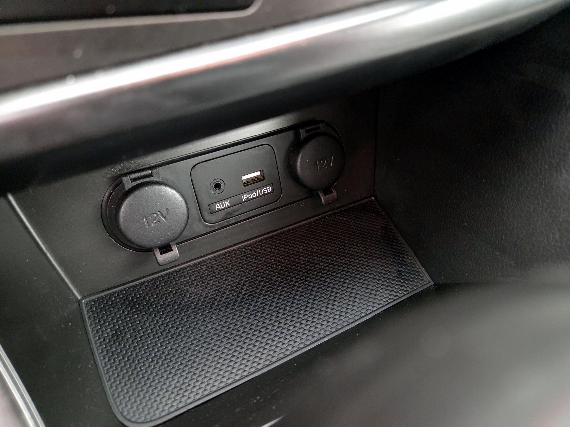 Thumbnail: 2015 Kia Optima - 17