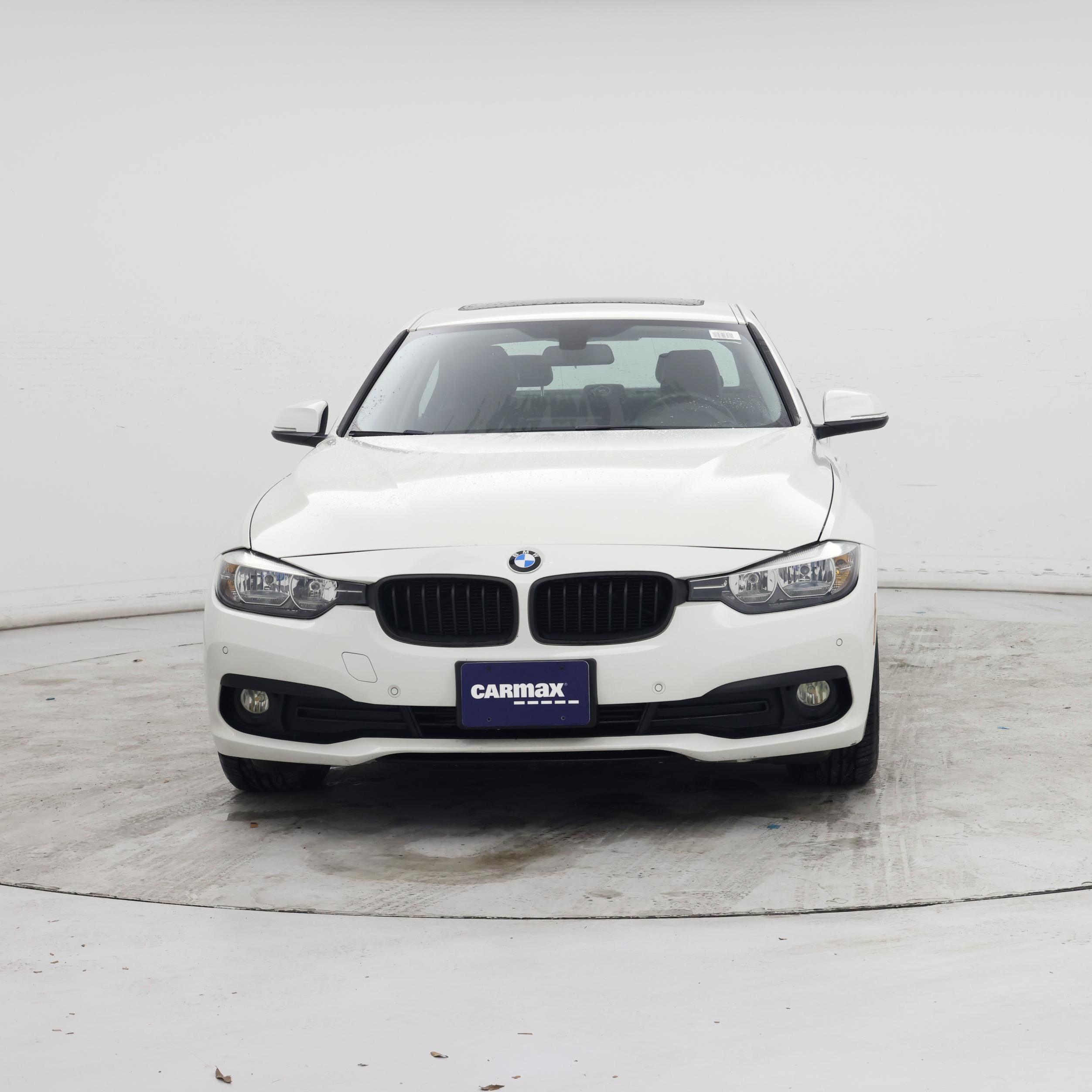 Thumbnail: 2016 BMW 3 Series - 5