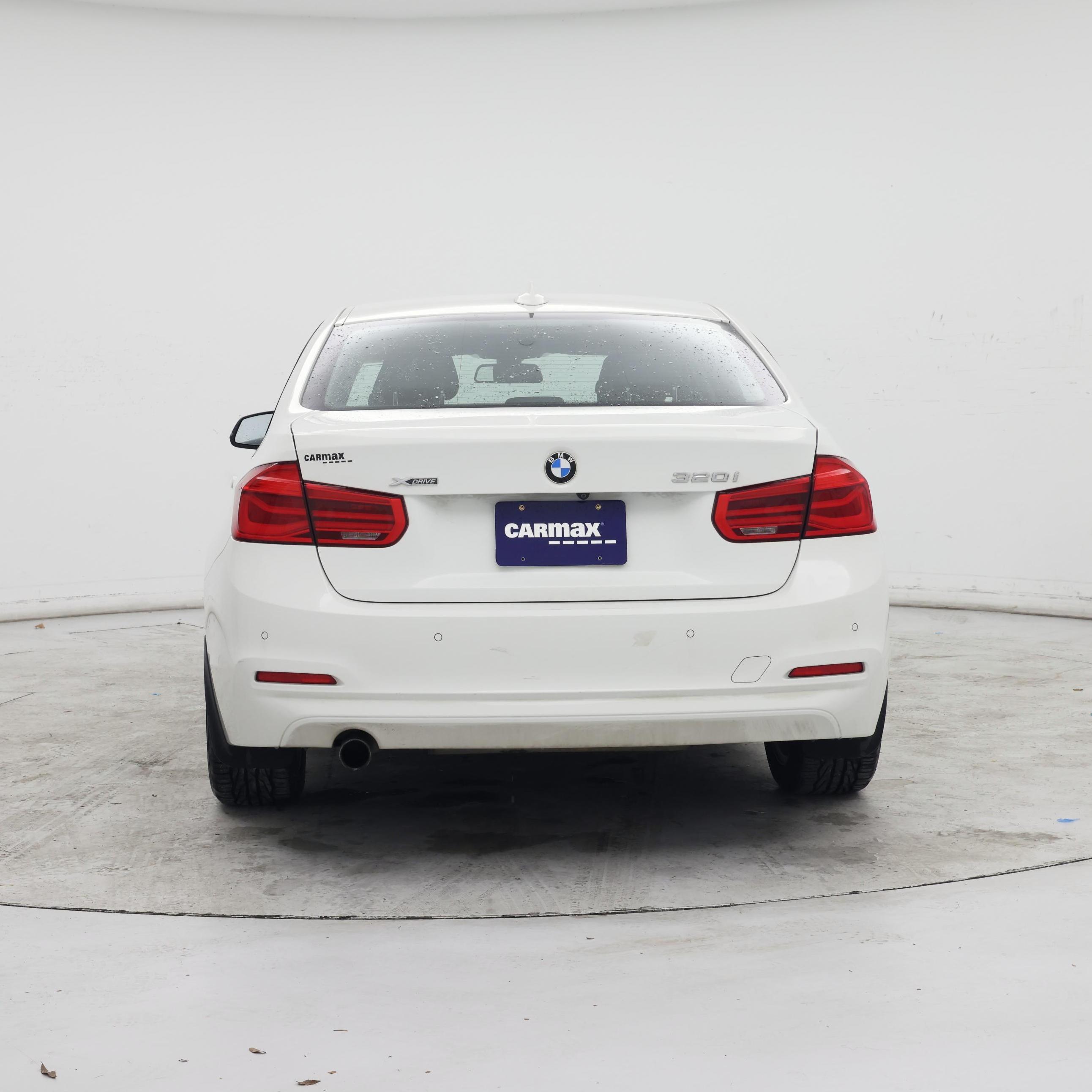 Thumbnail: 2016 BMW 3 Series - 6