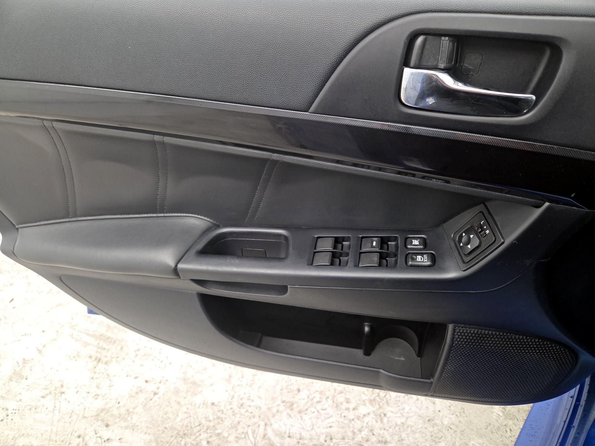 Thumbnail: 2017 Mitsubishi Lancer - 12