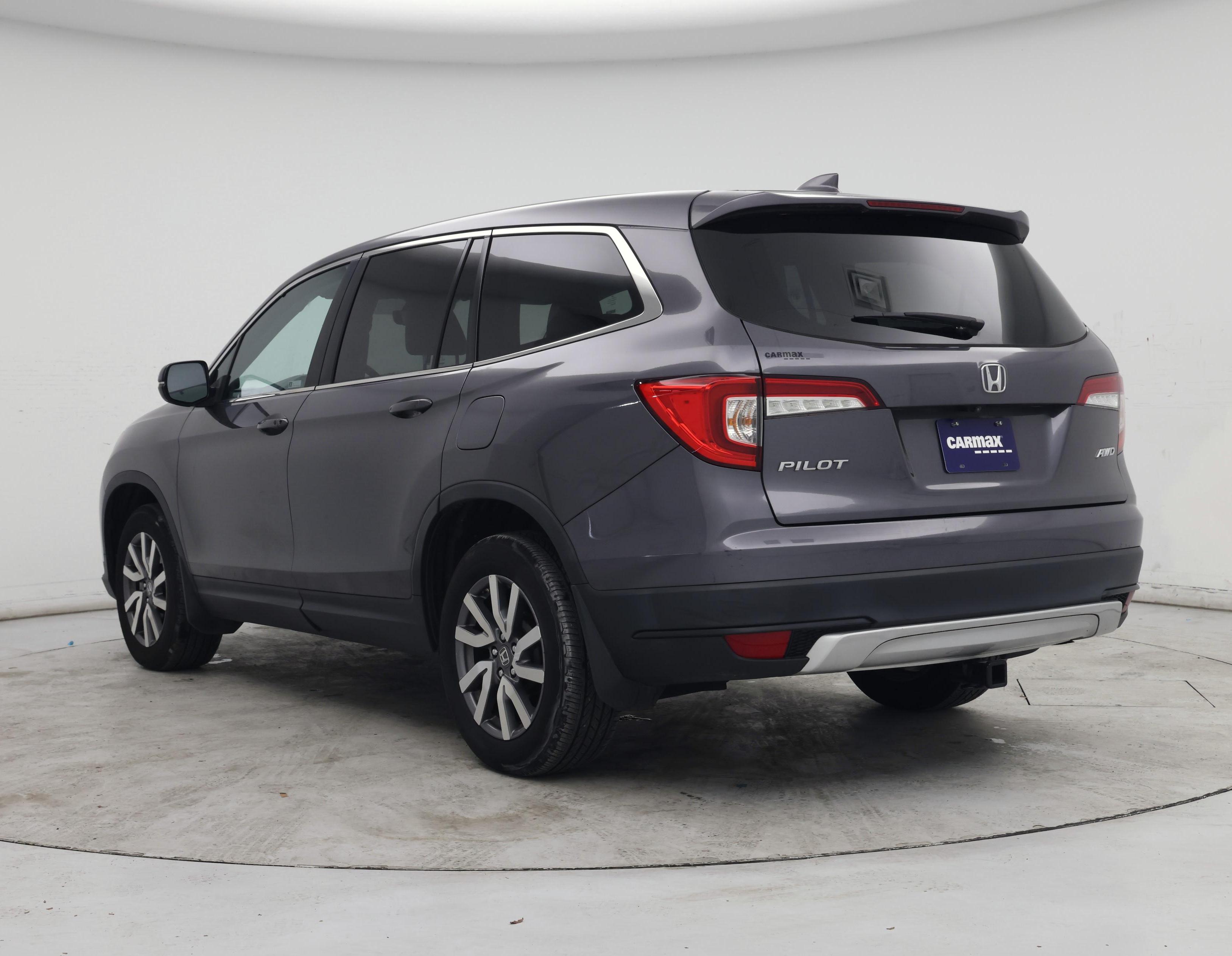 Thumbnail: 2019 Honda Pilot - 2