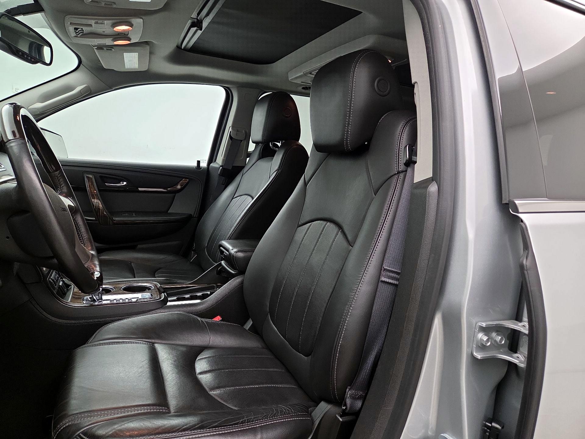 Thumbnail: 2015 GMC Acadia - 11