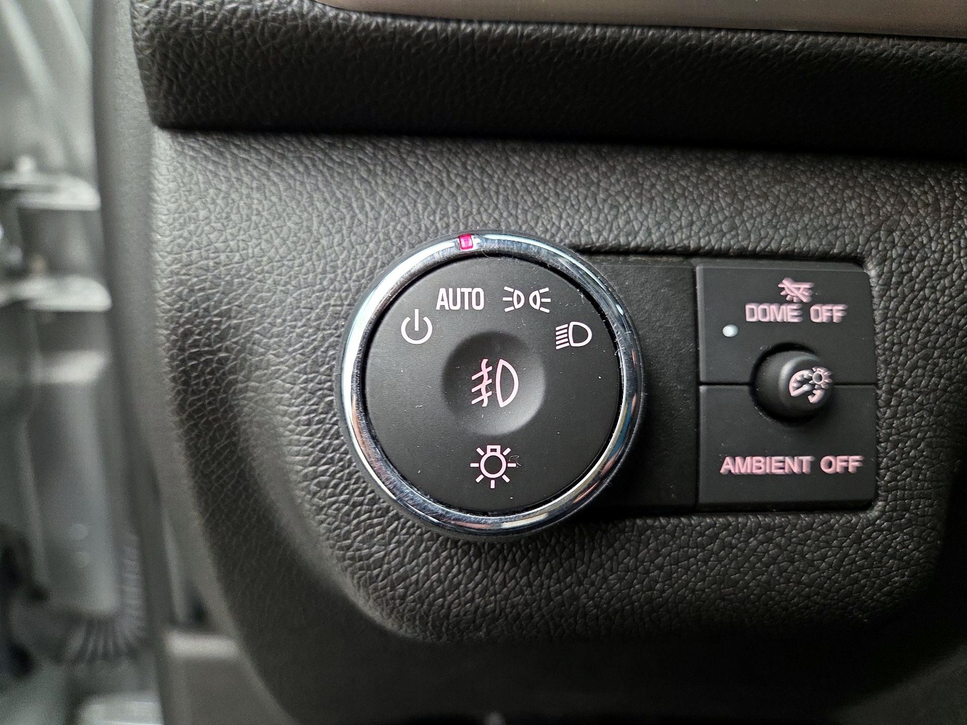 Thumbnail: 2015 GMC Acadia - 13