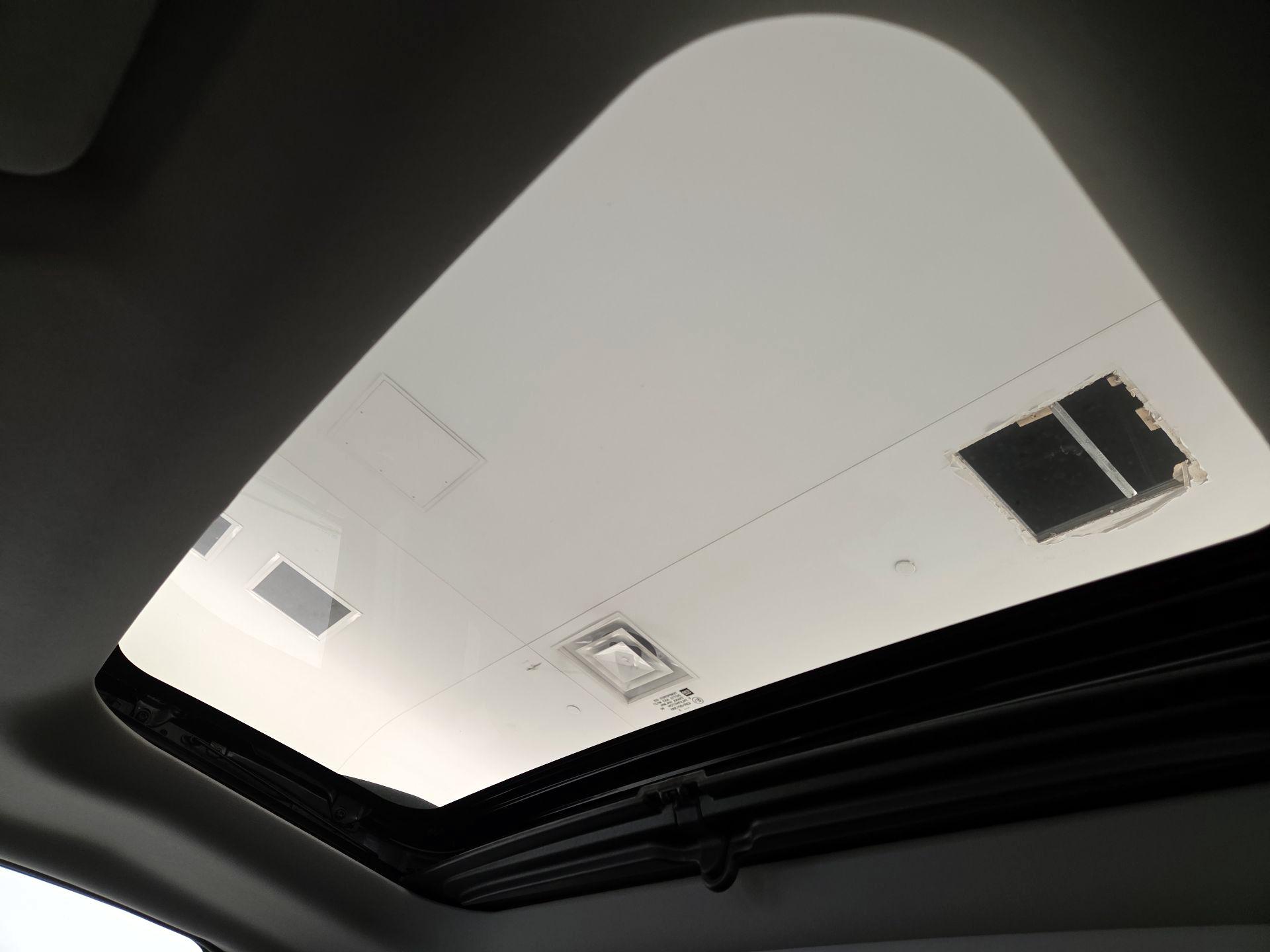 Thumbnail: 2015 GMC Acadia - 19