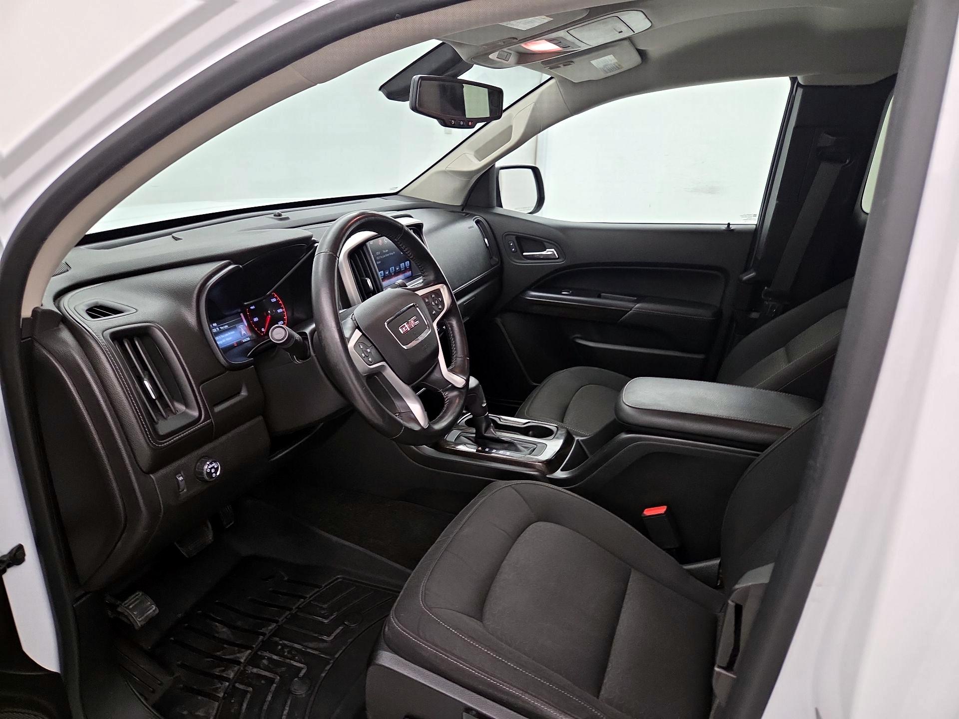 Thumbnail: 2016 GMC Canyon - 11