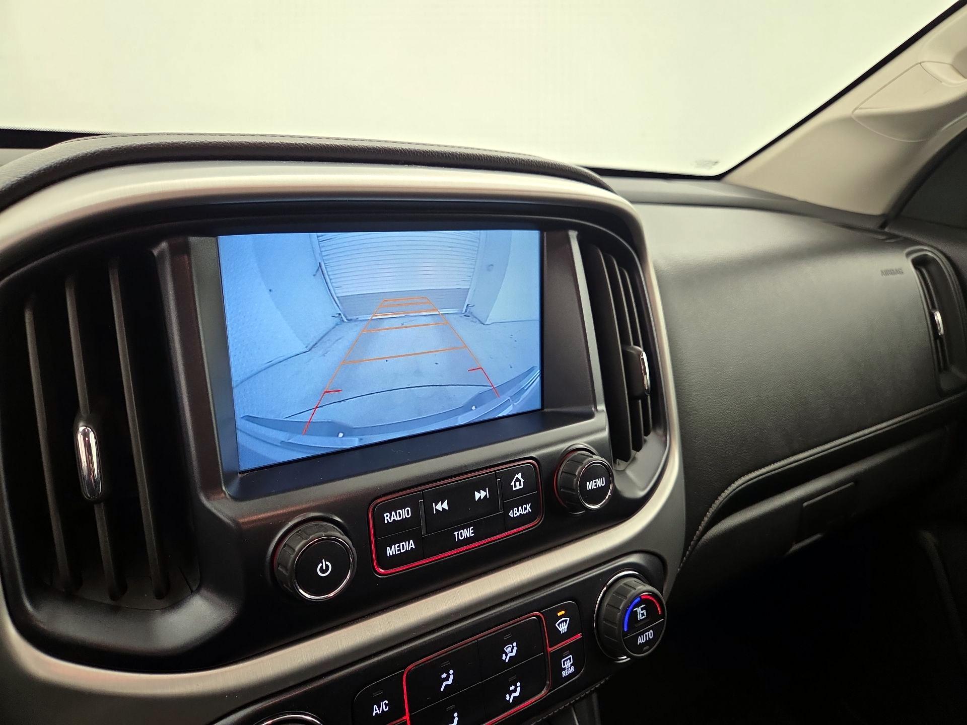 Thumbnail: 2016 GMC Canyon - 14