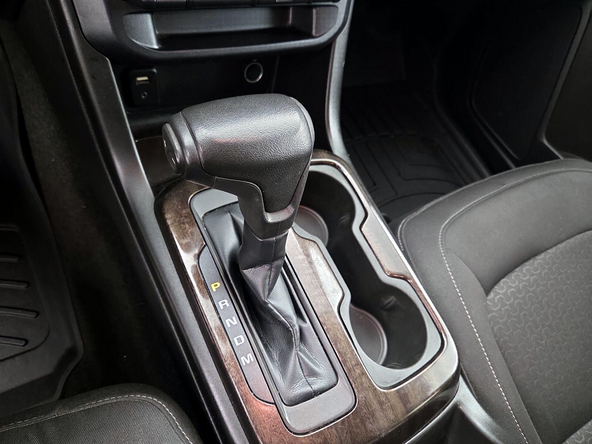 Thumbnail: 2016 GMC Canyon - 17