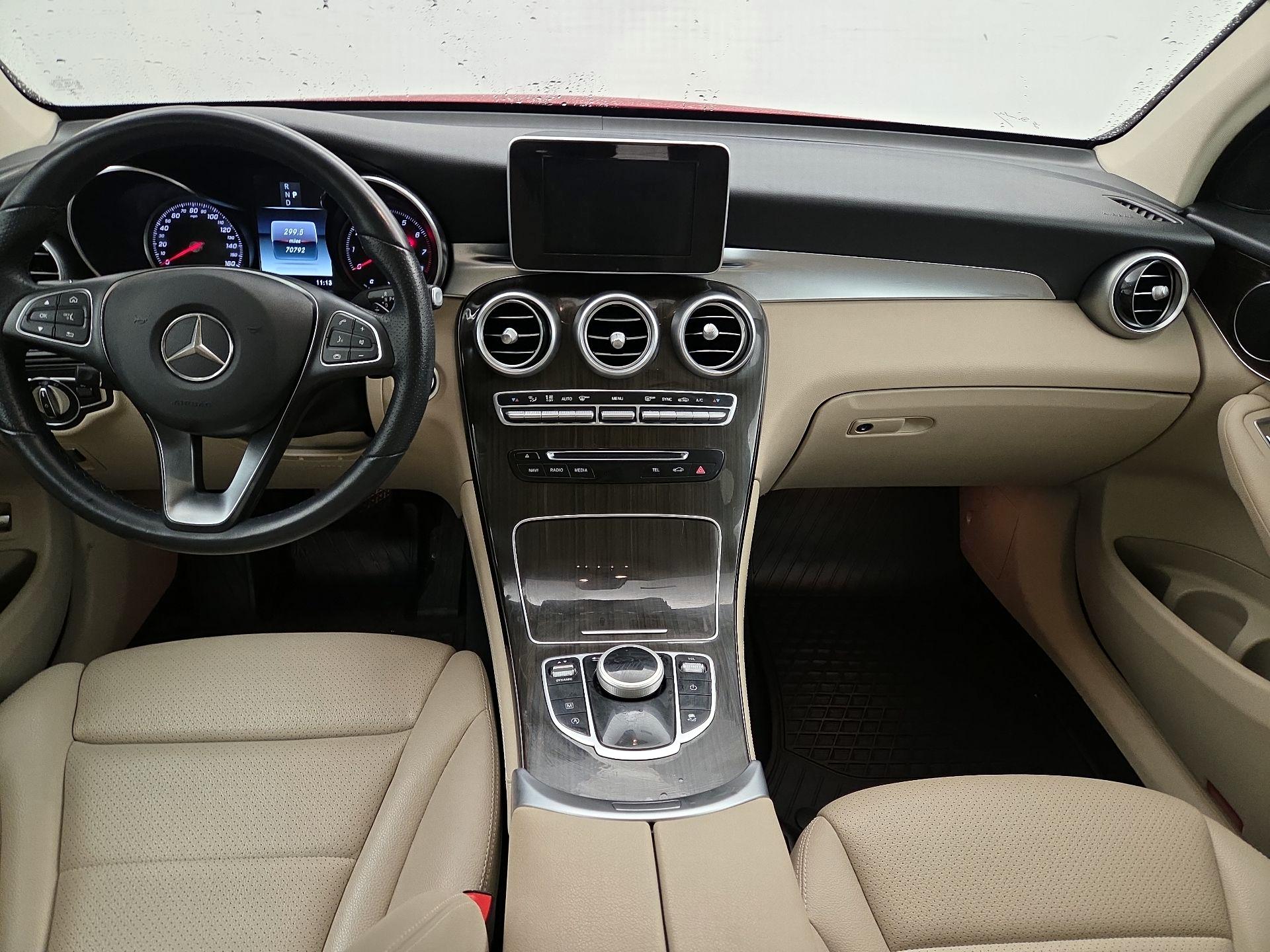 Thumbnail: 2019 Mercedes-Benz GLC - 9