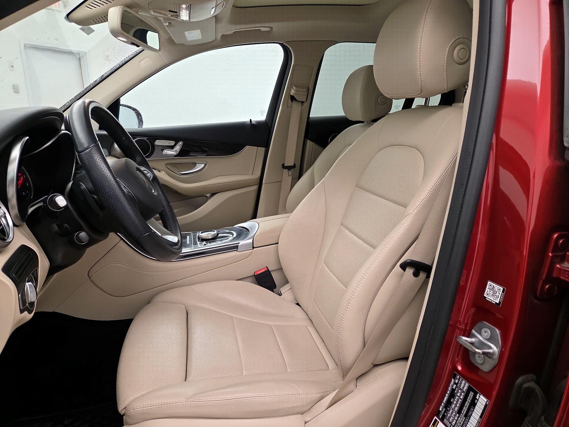 Thumbnail: 2019 Mercedes-Benz GLC - 11