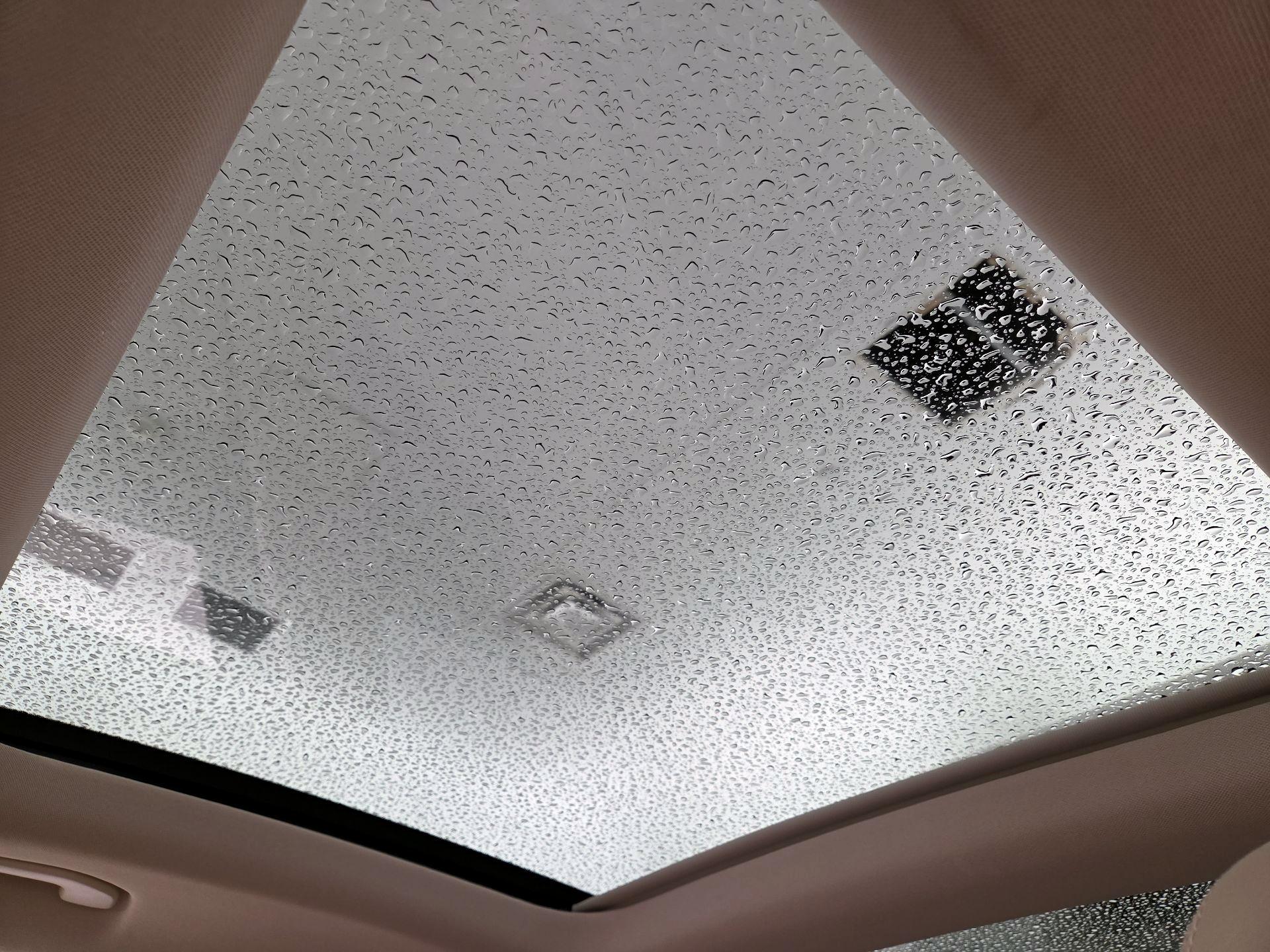 Thumbnail: 2019 Mercedes-Benz GLC - 18