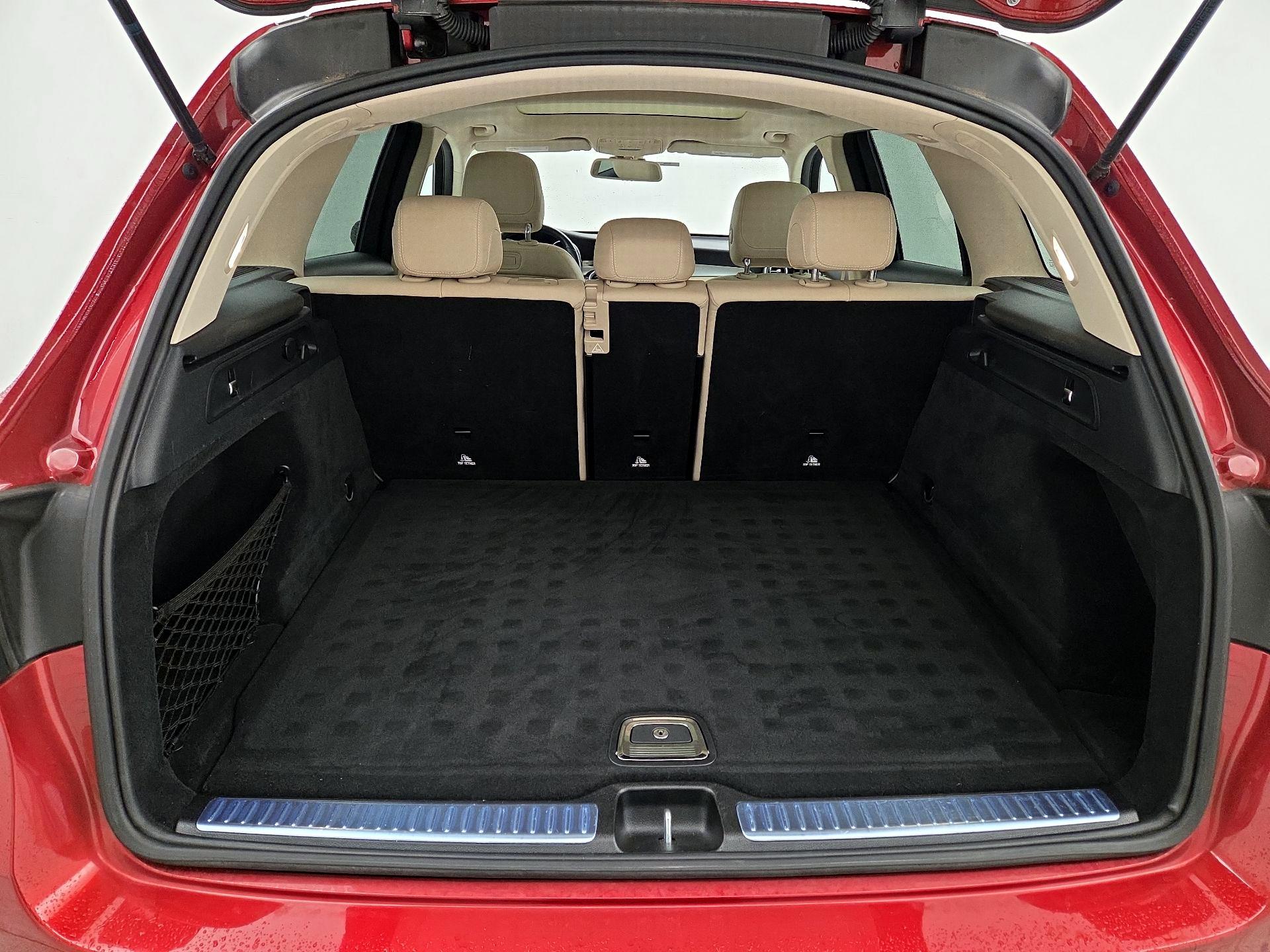 Thumbnail: 2019 Mercedes-Benz GLC - 20