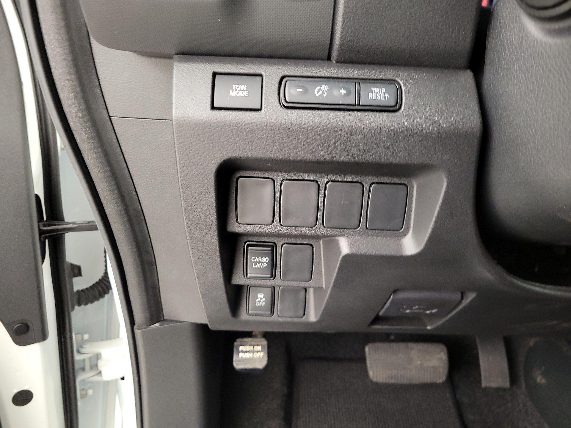 Thumbnail: 2024 Nissan Frontier - 13