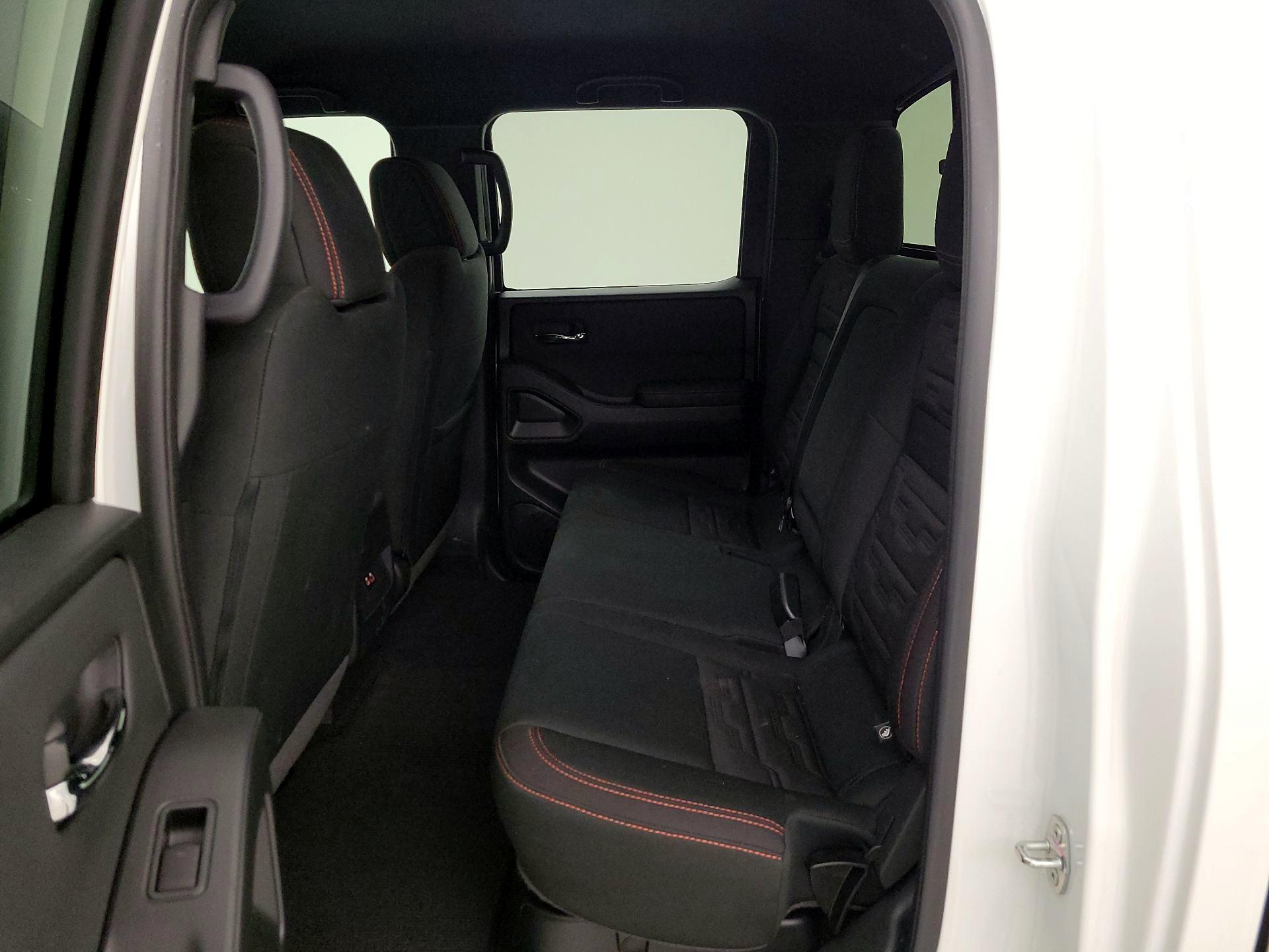 Thumbnail: 2024 Nissan Frontier - 20