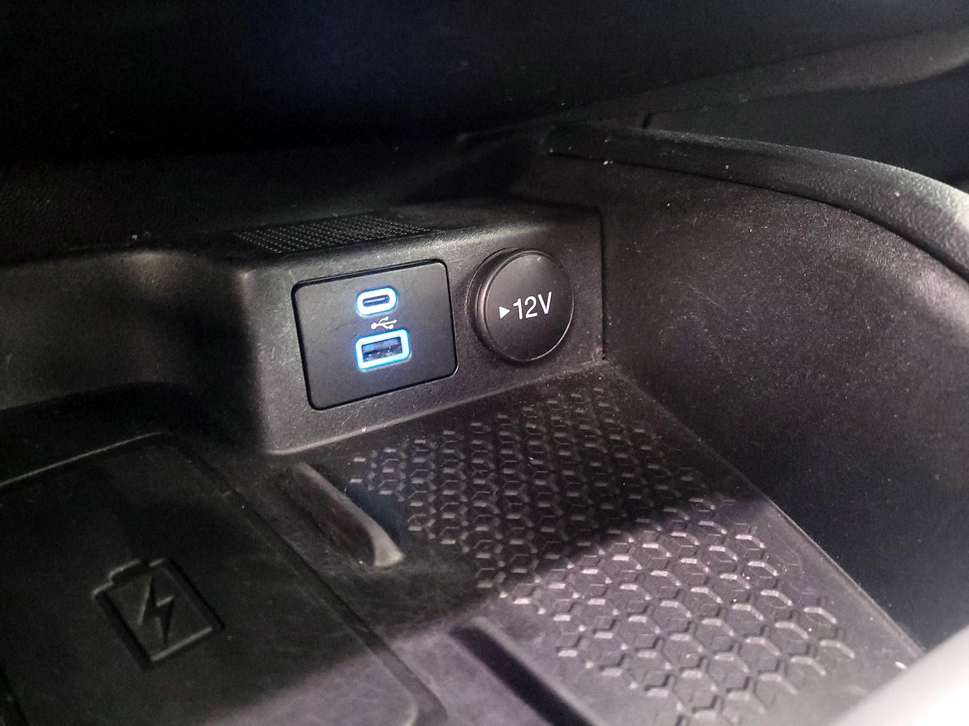 Thumbnail: 2022 Ford Bronco Sport - 19