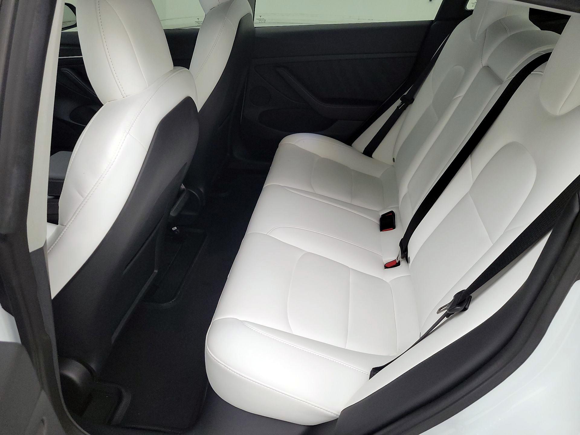 Thumbnail: 2022 Tesla Model 3 - 18