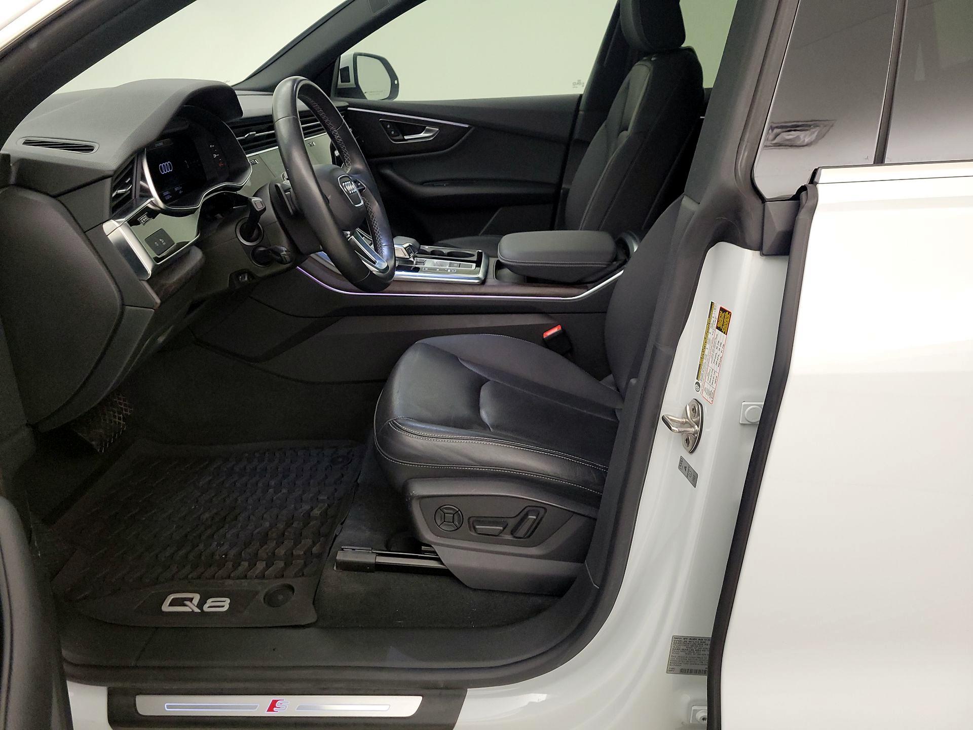 Thumbnail: 2021 Audi Q8 - 11