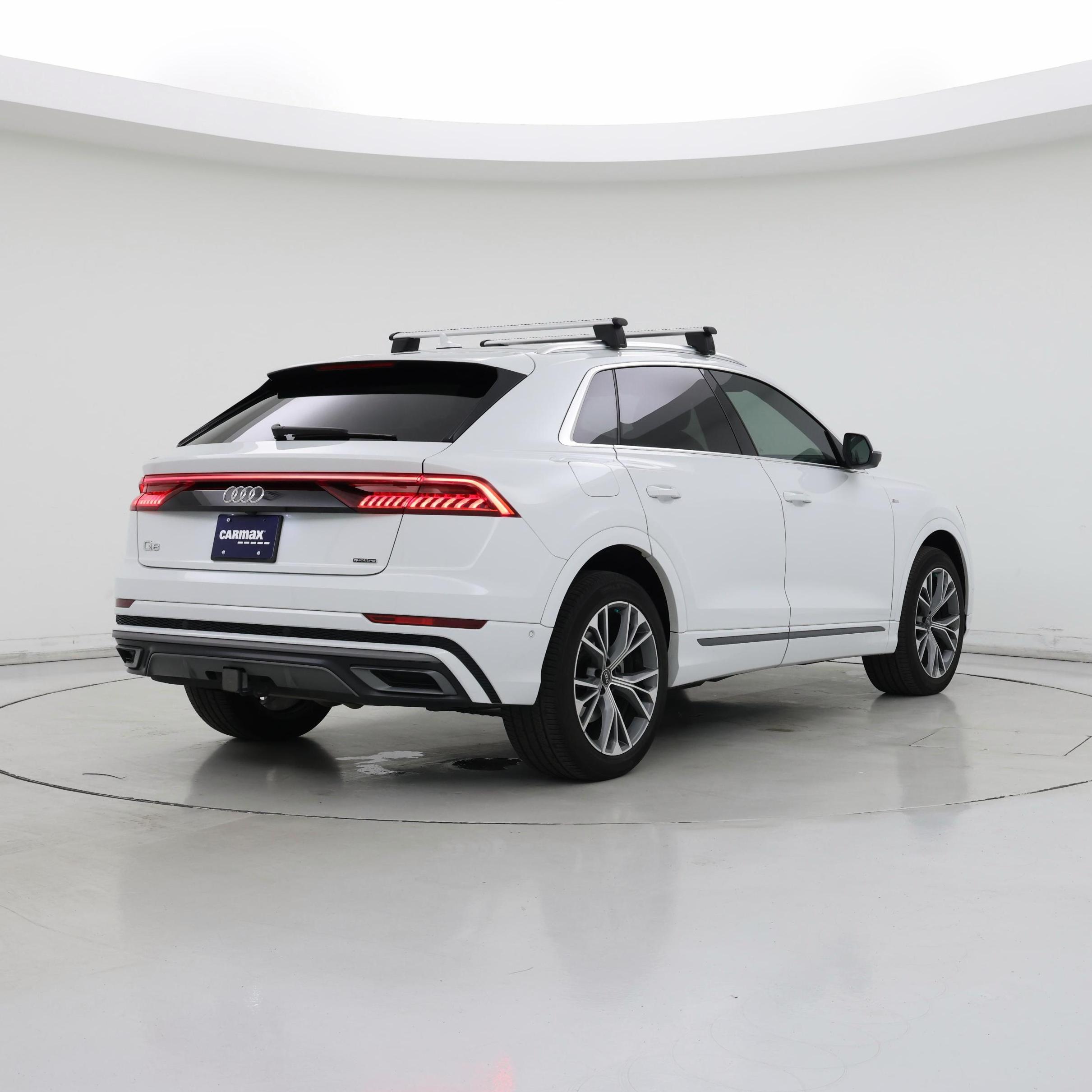 Thumbnail: 2021 Audi Q8 - 8