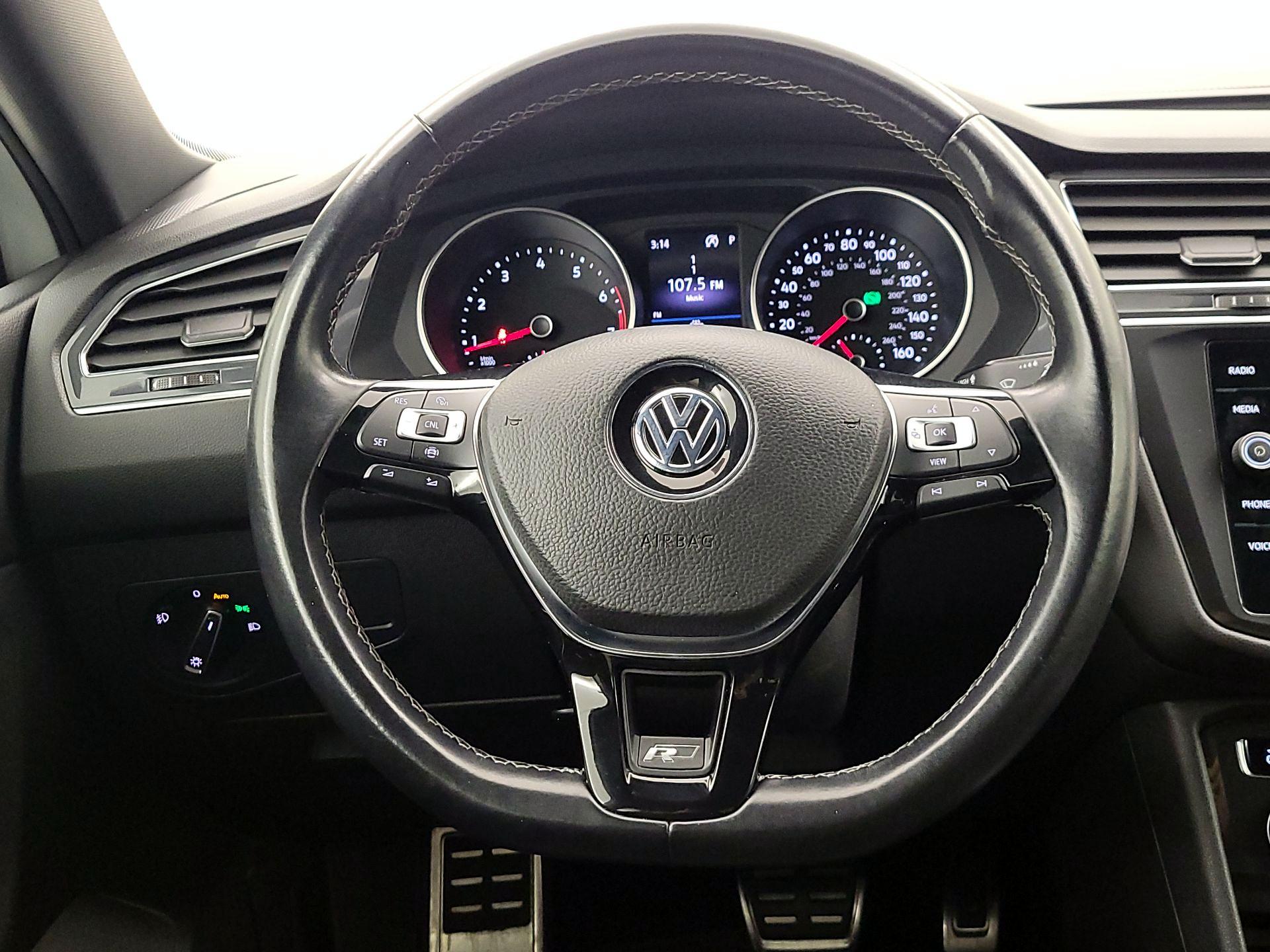 Thumbnail: 2020 Volkswagen Tiguan - 10