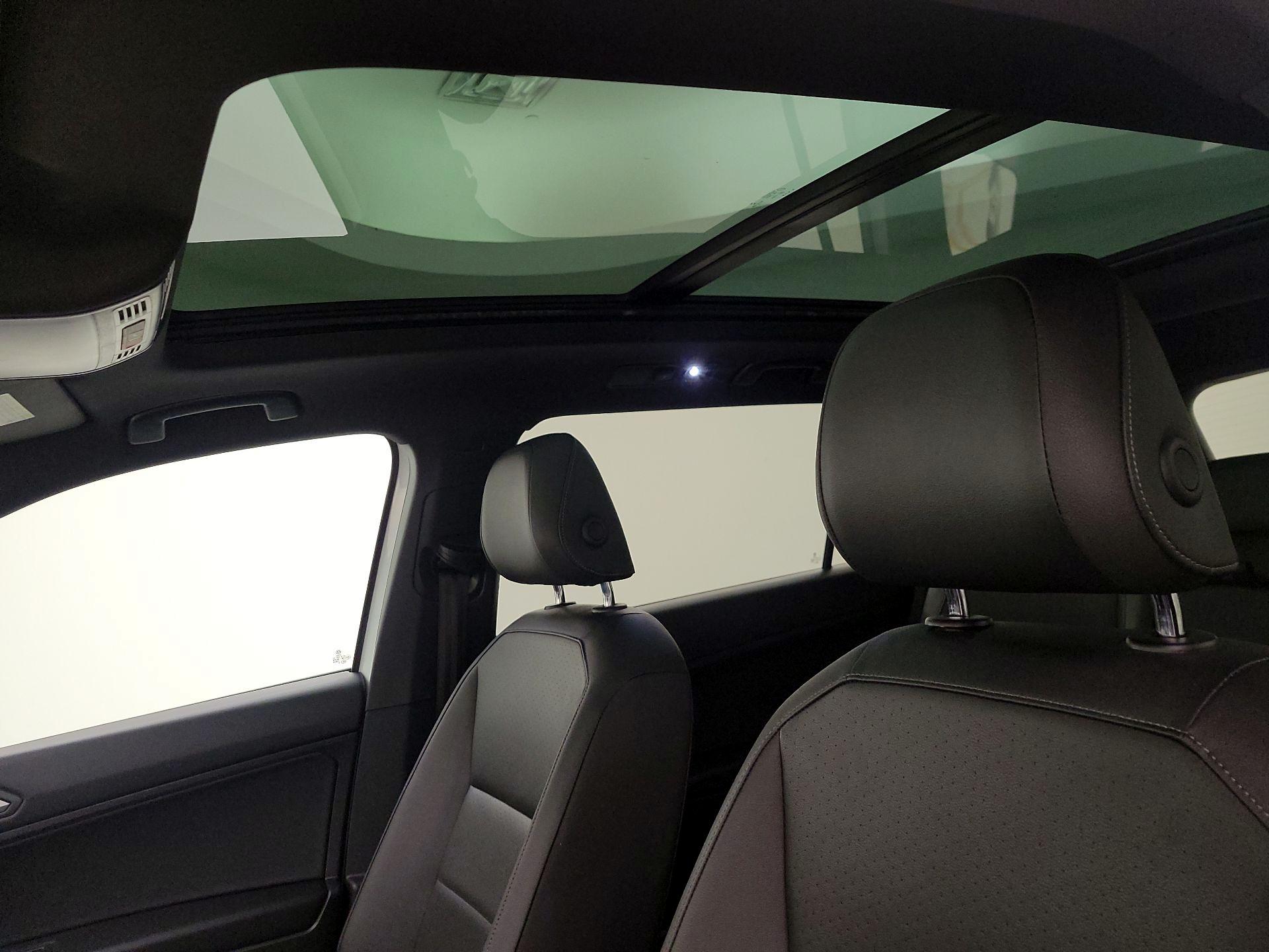 Thumbnail: 2020 Volkswagen Tiguan - 19