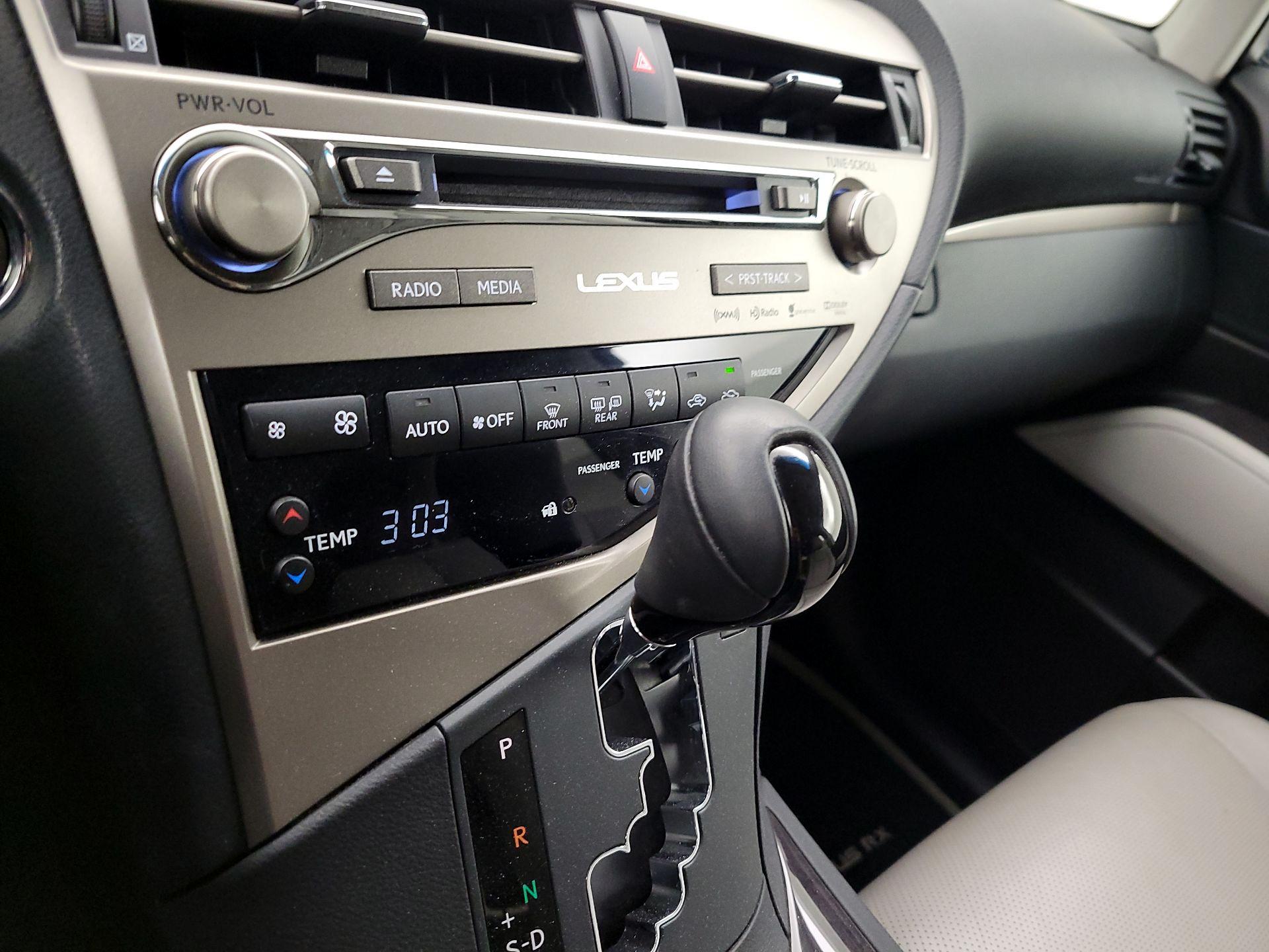 Thumbnail: 2015 Lexus RX - 17