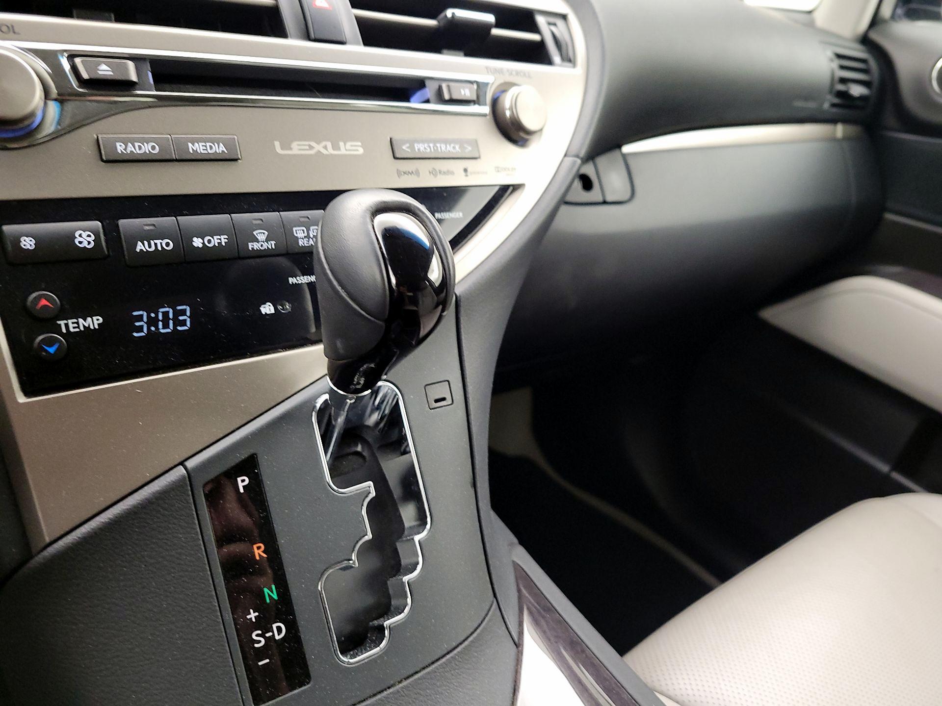 Thumbnail: 2015 Lexus RX - 18