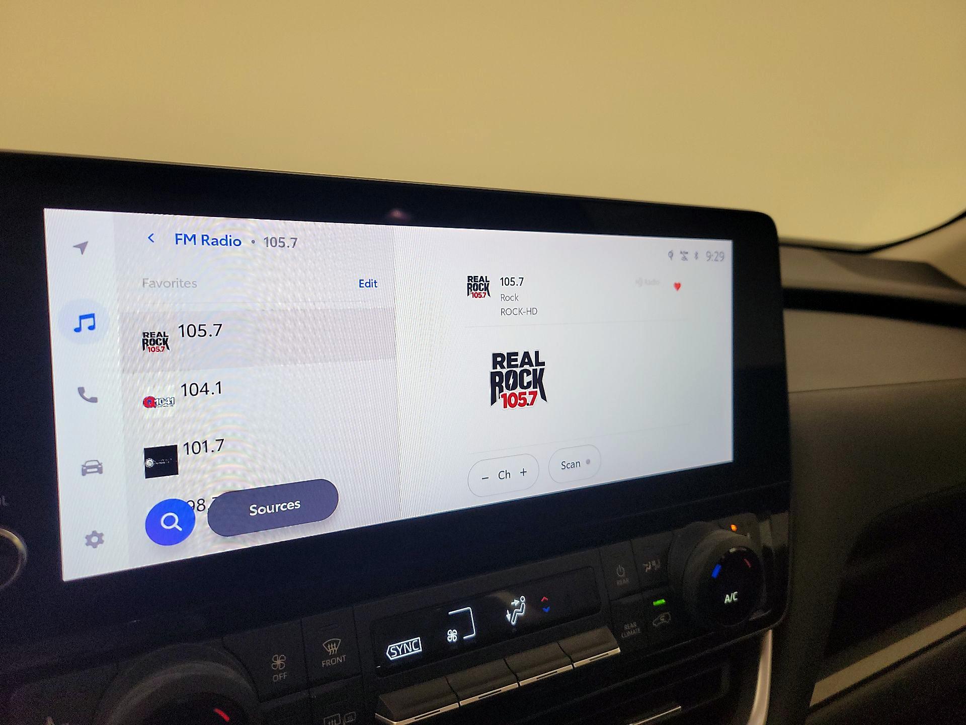 Thumbnail: 2024 Toyota Highlander - 15