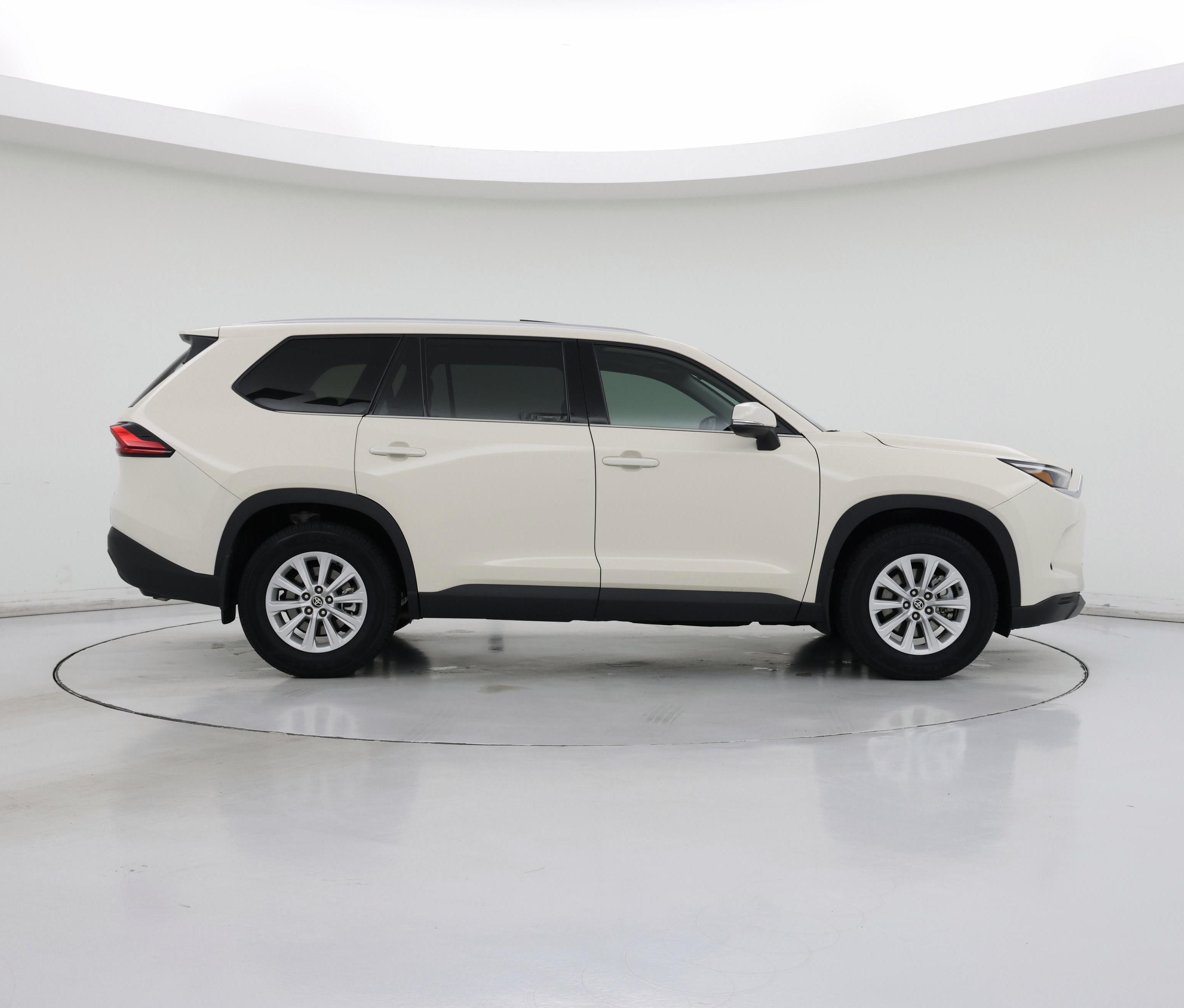 Thumbnail: 2024 Toyota Highlander - 7