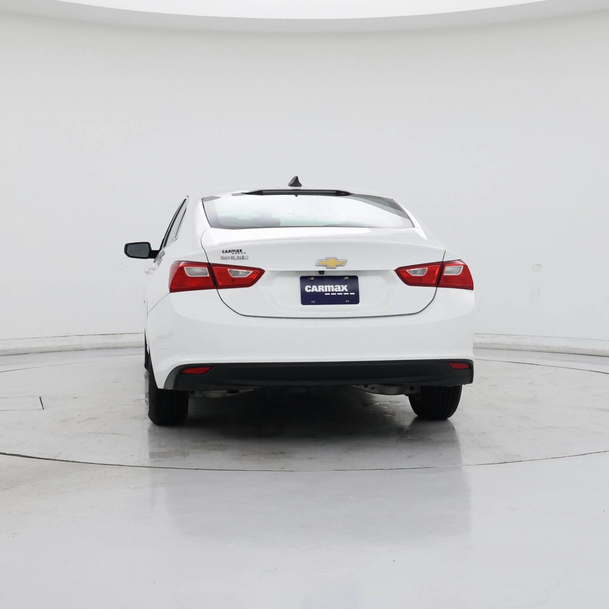 Thumbnail: 2018 Chevrolet Malibu - 6