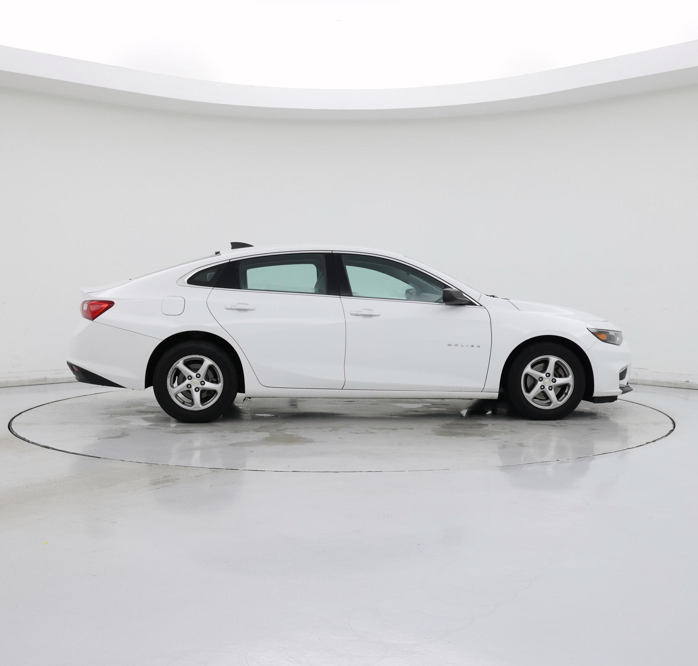 Thumbnail: 2018 Chevrolet Malibu - 7