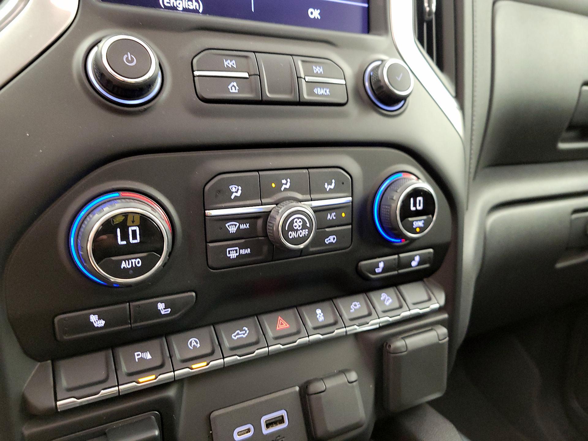 Thumbnail: 2020 Chevrolet Silverado 1500 - 16