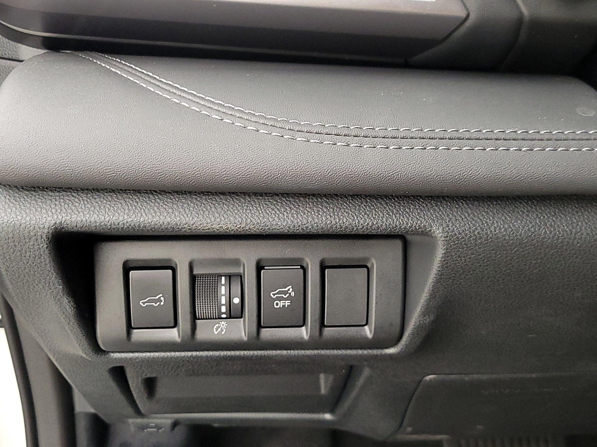 Thumbnail: 2022 Subaru Outback - 13