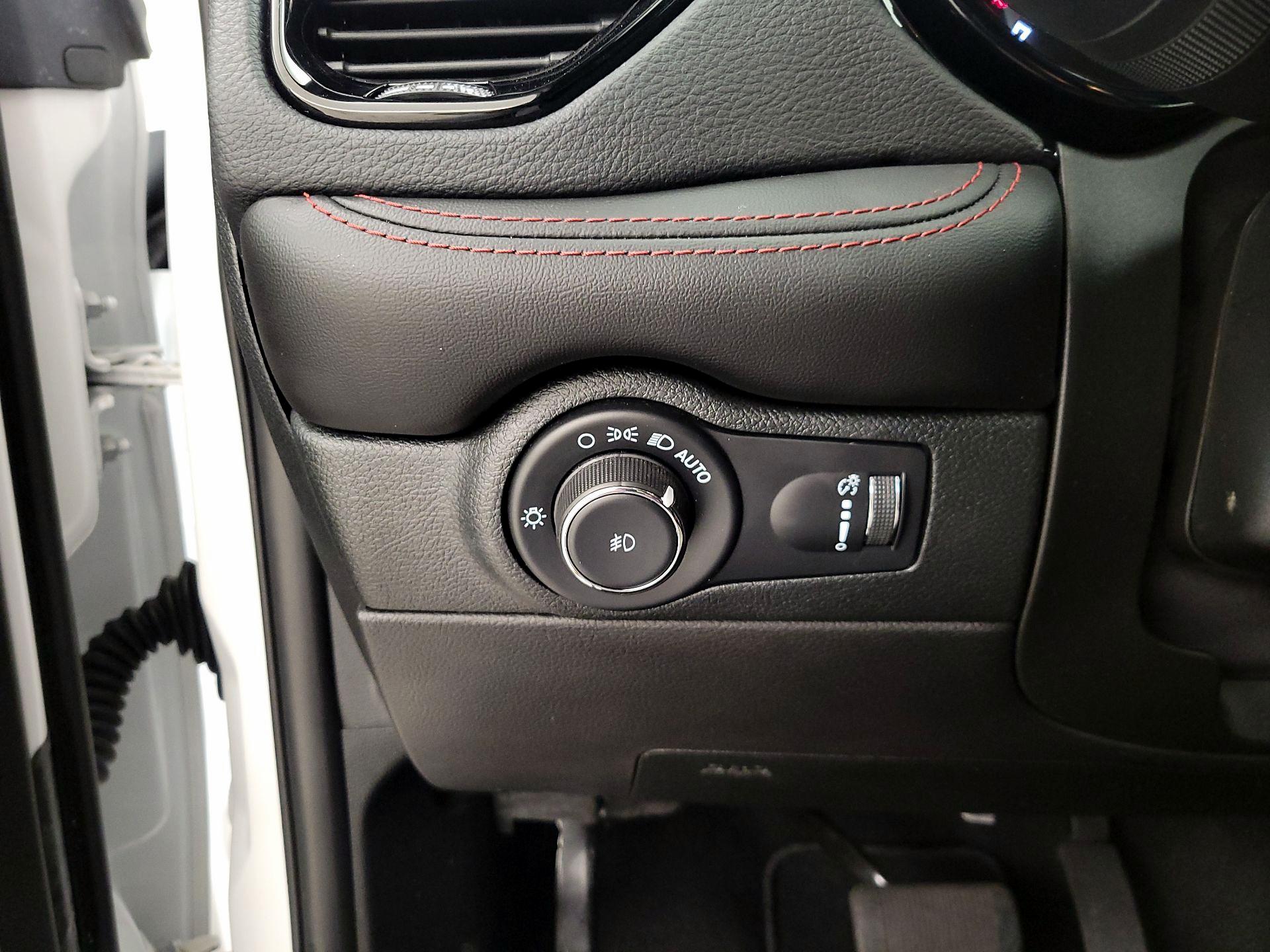 Thumbnail: 2023 Dodge Durango - 13