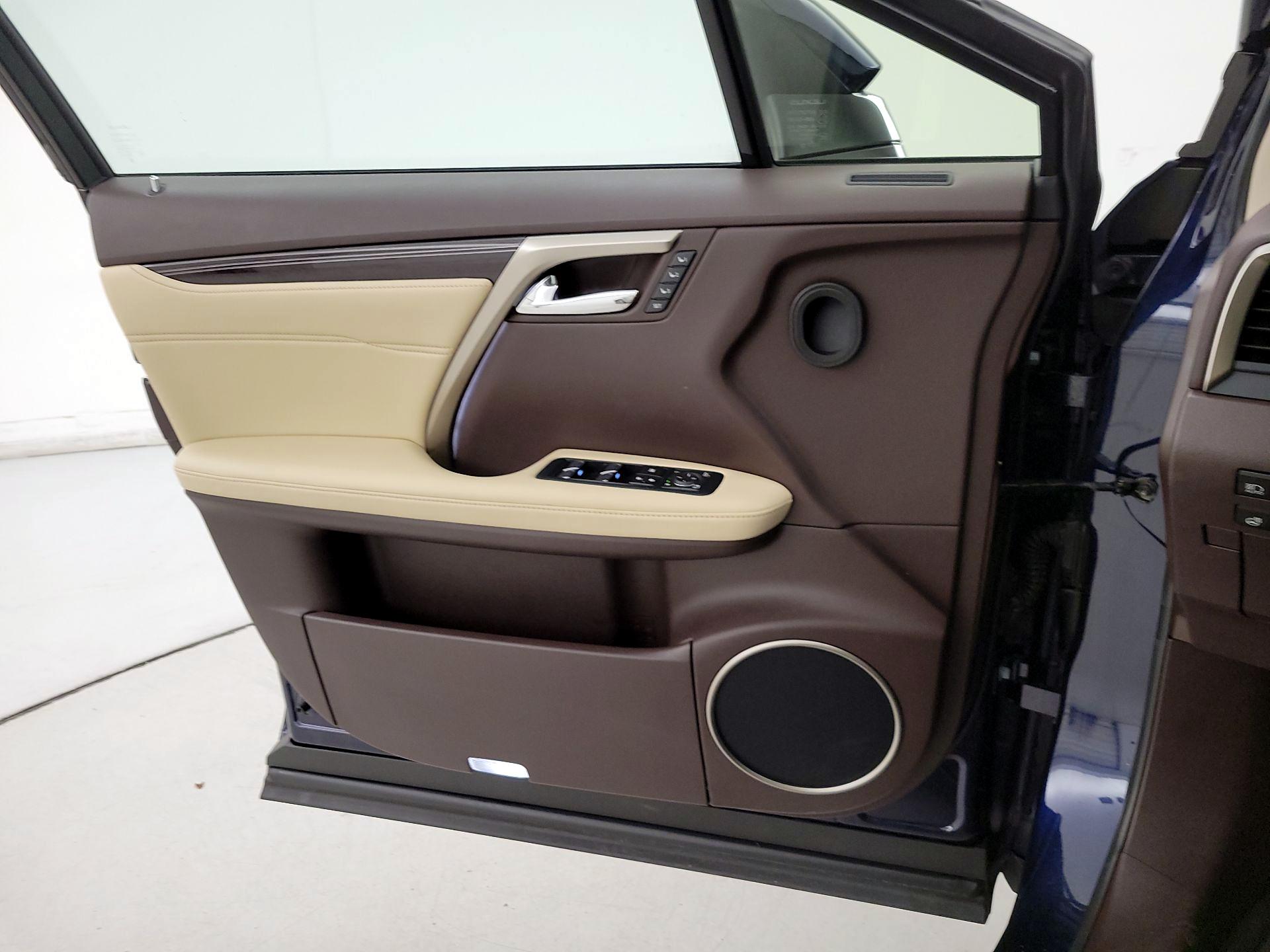 Thumbnail: 2018 Lexus RX - 12