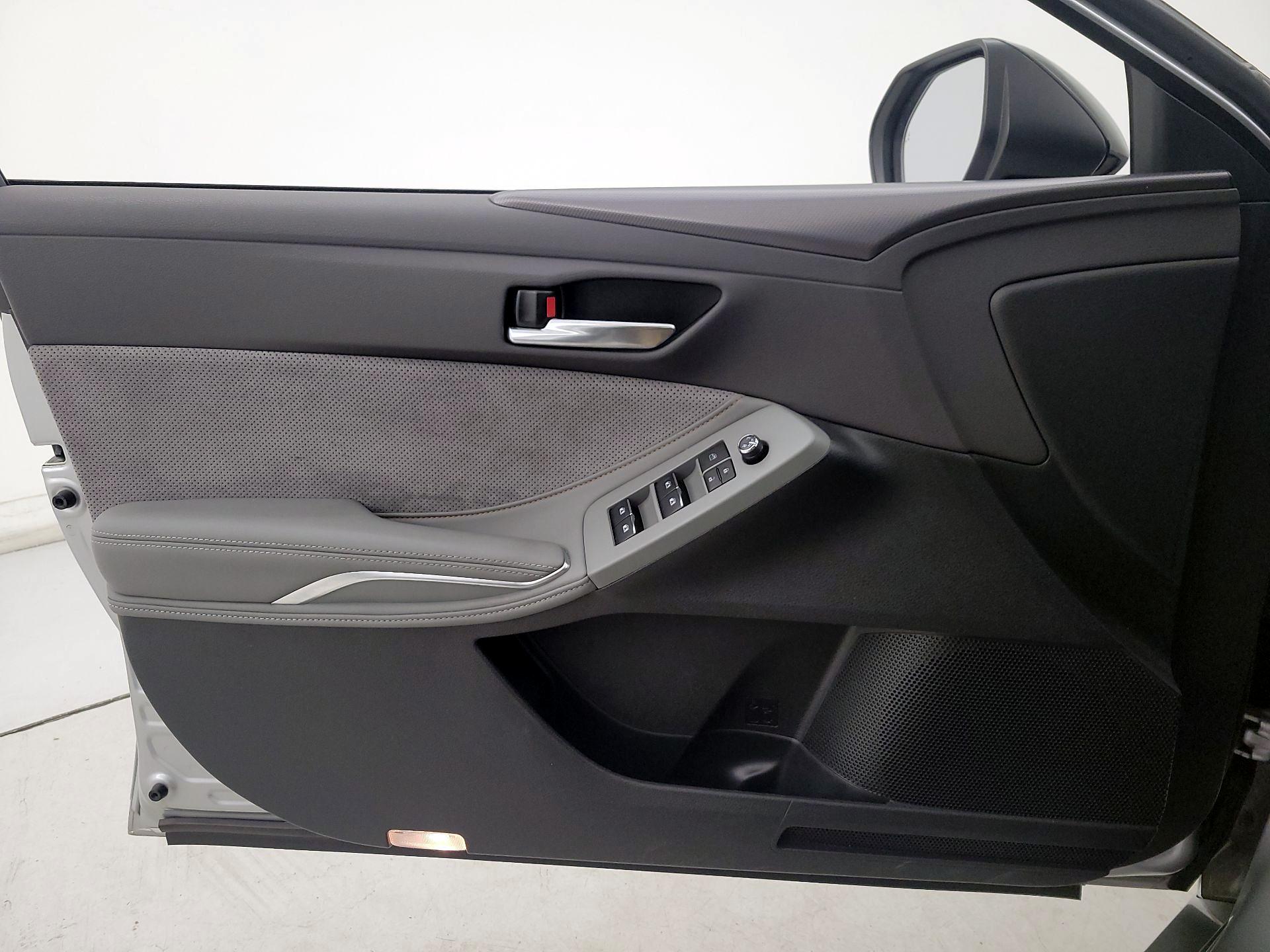 Thumbnail: 2019 Toyota Avalon - 12