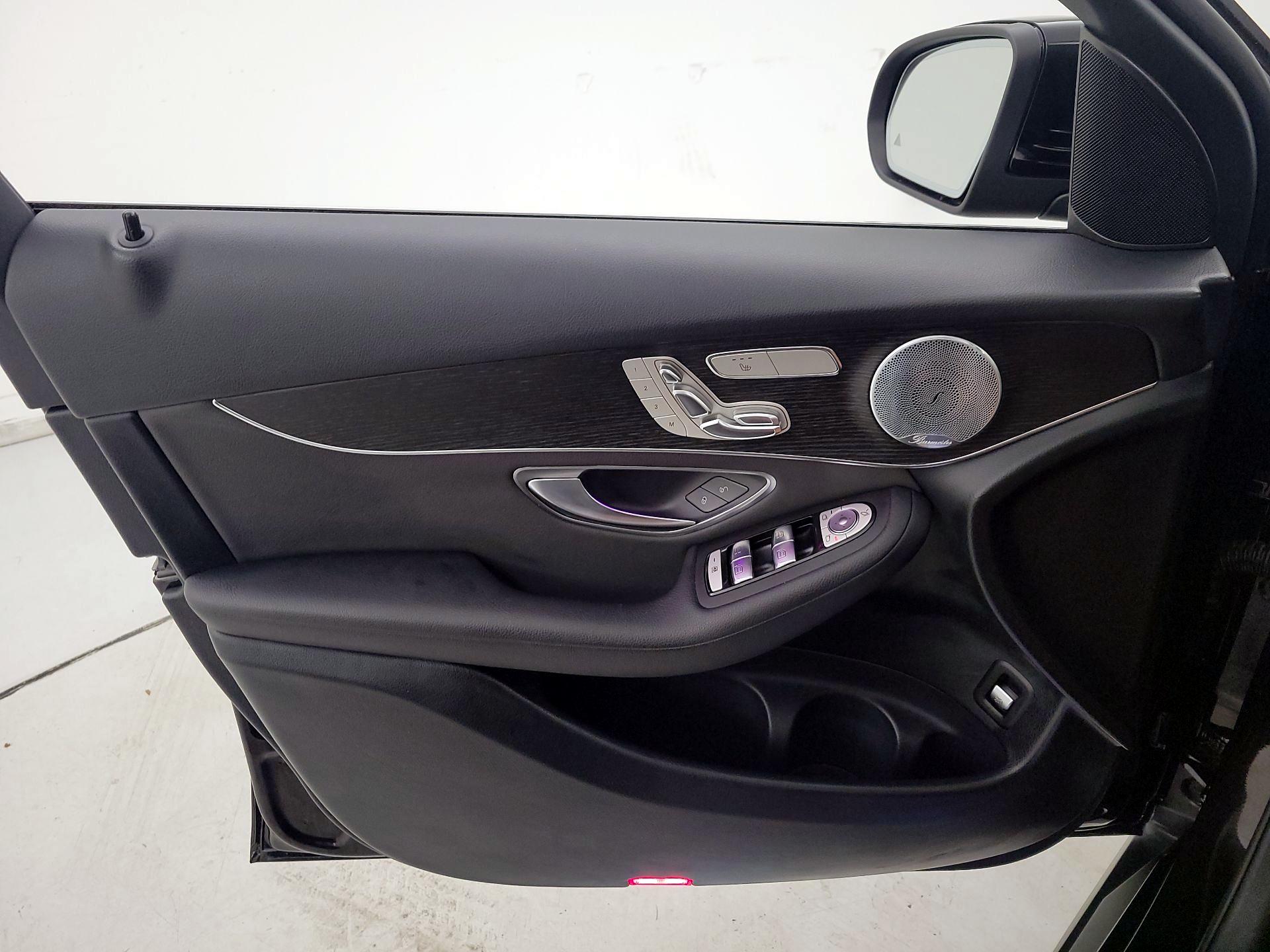 Thumbnail: 2021 Mercedes-Benz GLC - 12