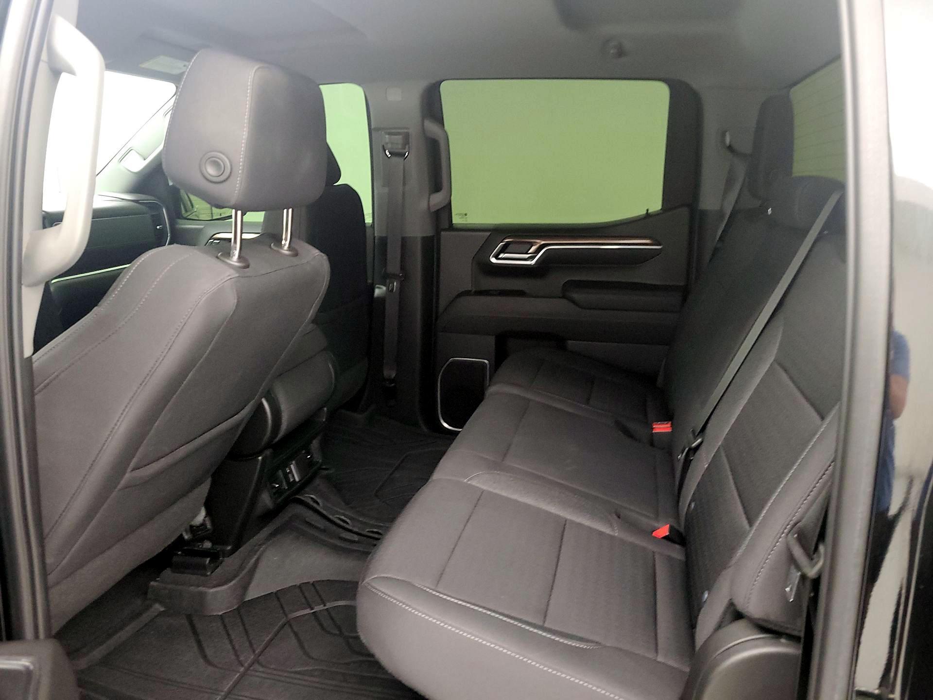 Thumbnail: 2023 Chevrolet Silverado 1500 - 19