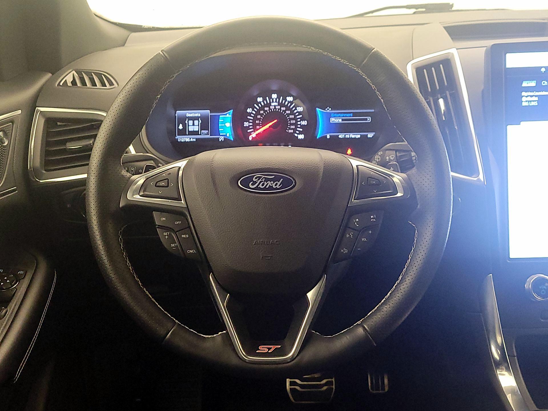 Thumbnail: 2022 Ford Edge - 10