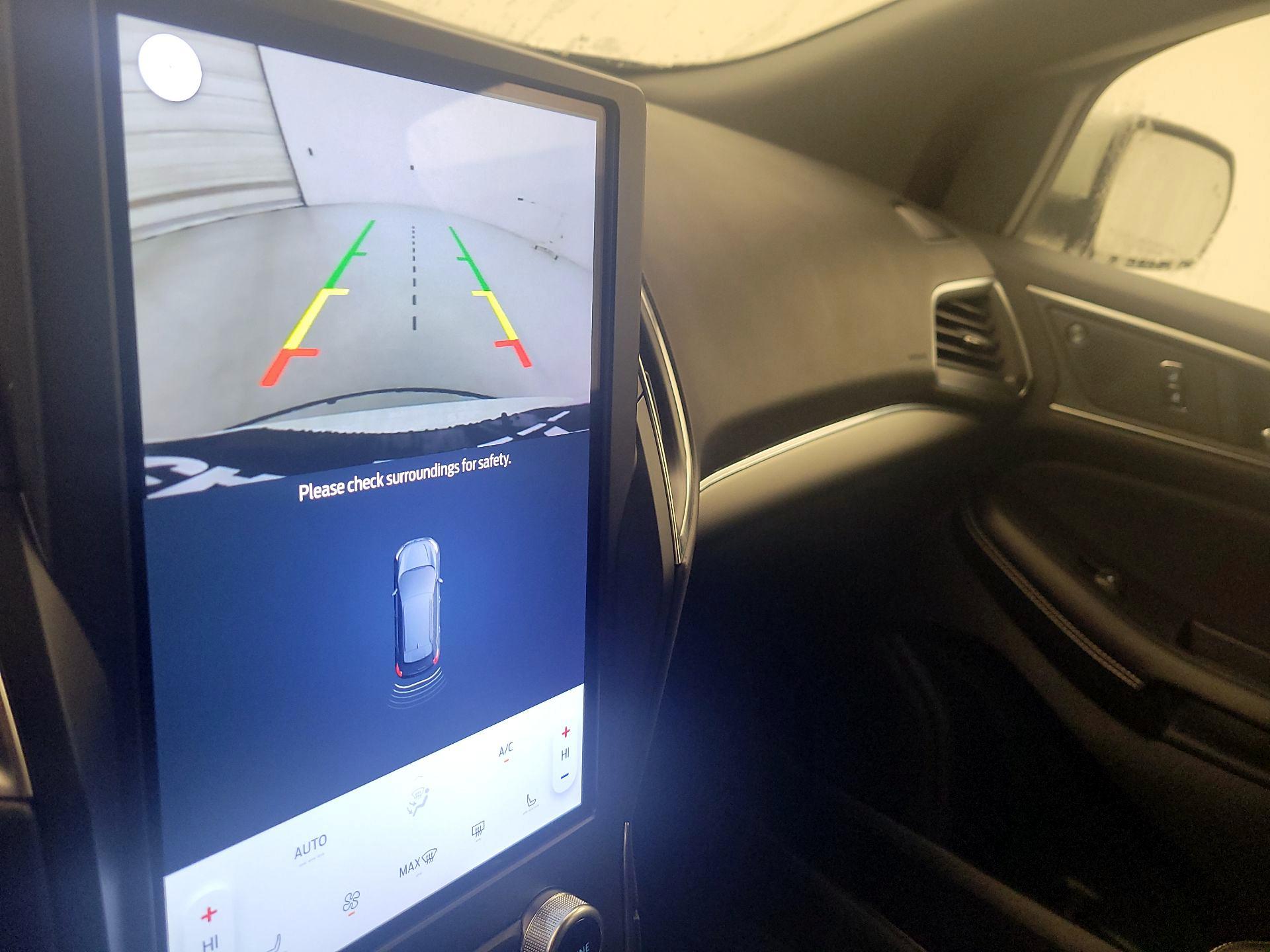 Thumbnail: 2022 Ford Edge - 14