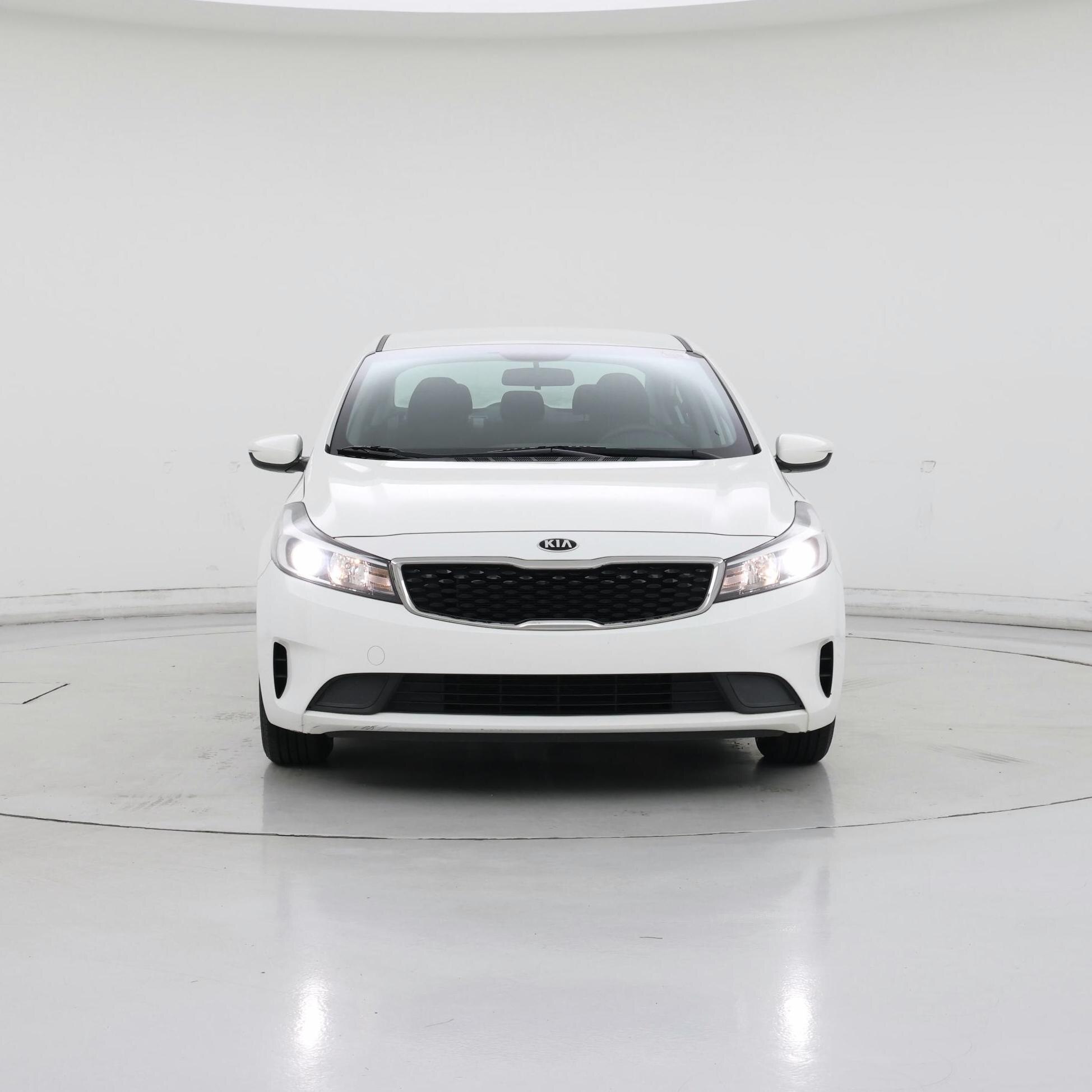 Thumbnail: 2017 Kia Forte - 5