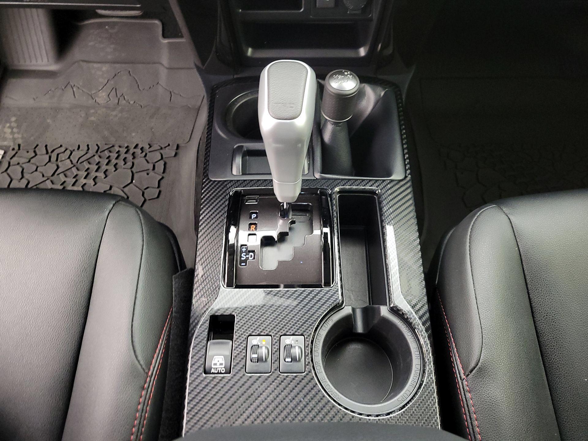 Thumbnail: 2024 Toyota 4Runner - 18