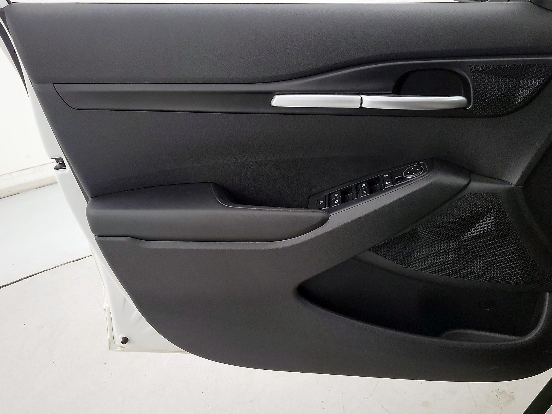 Thumbnail: 2021 Kia Seltos - 12