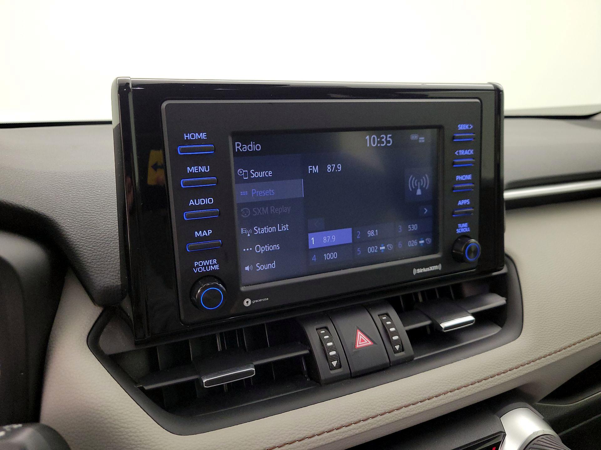 Thumbnail: 2022 Toyota RAV4 - 16