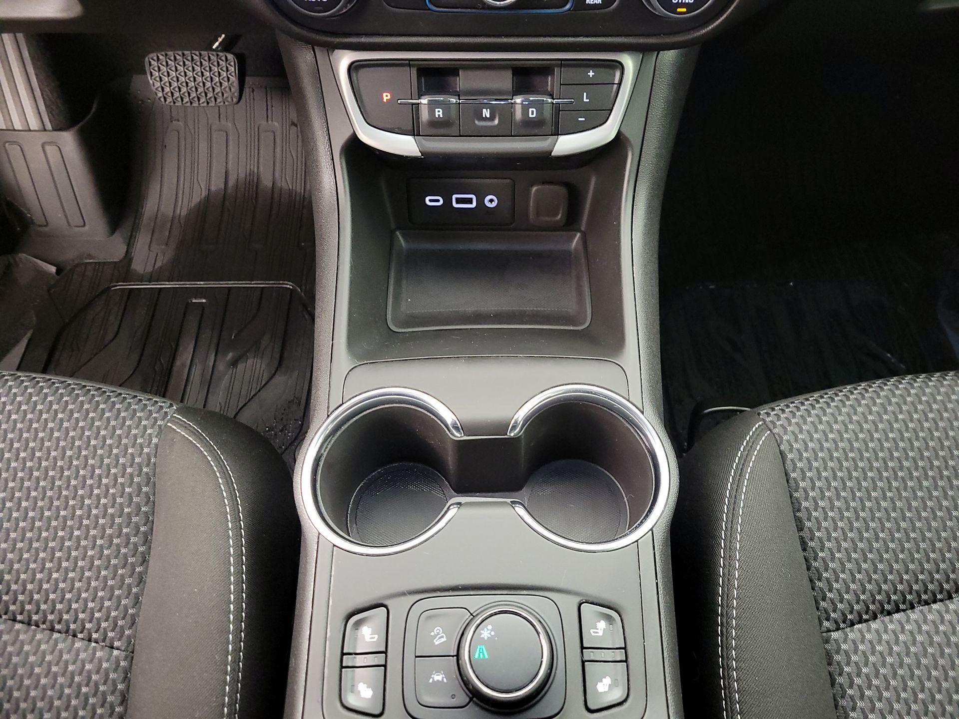 Thumbnail: 2023 GMC Terrain - 17